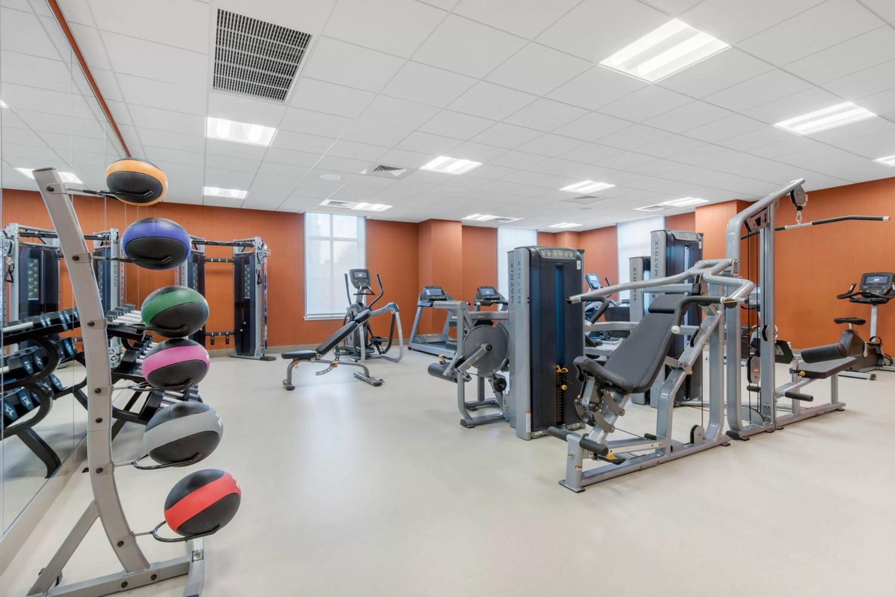 Fitness centre/facilities in Cambria Hotel College Park