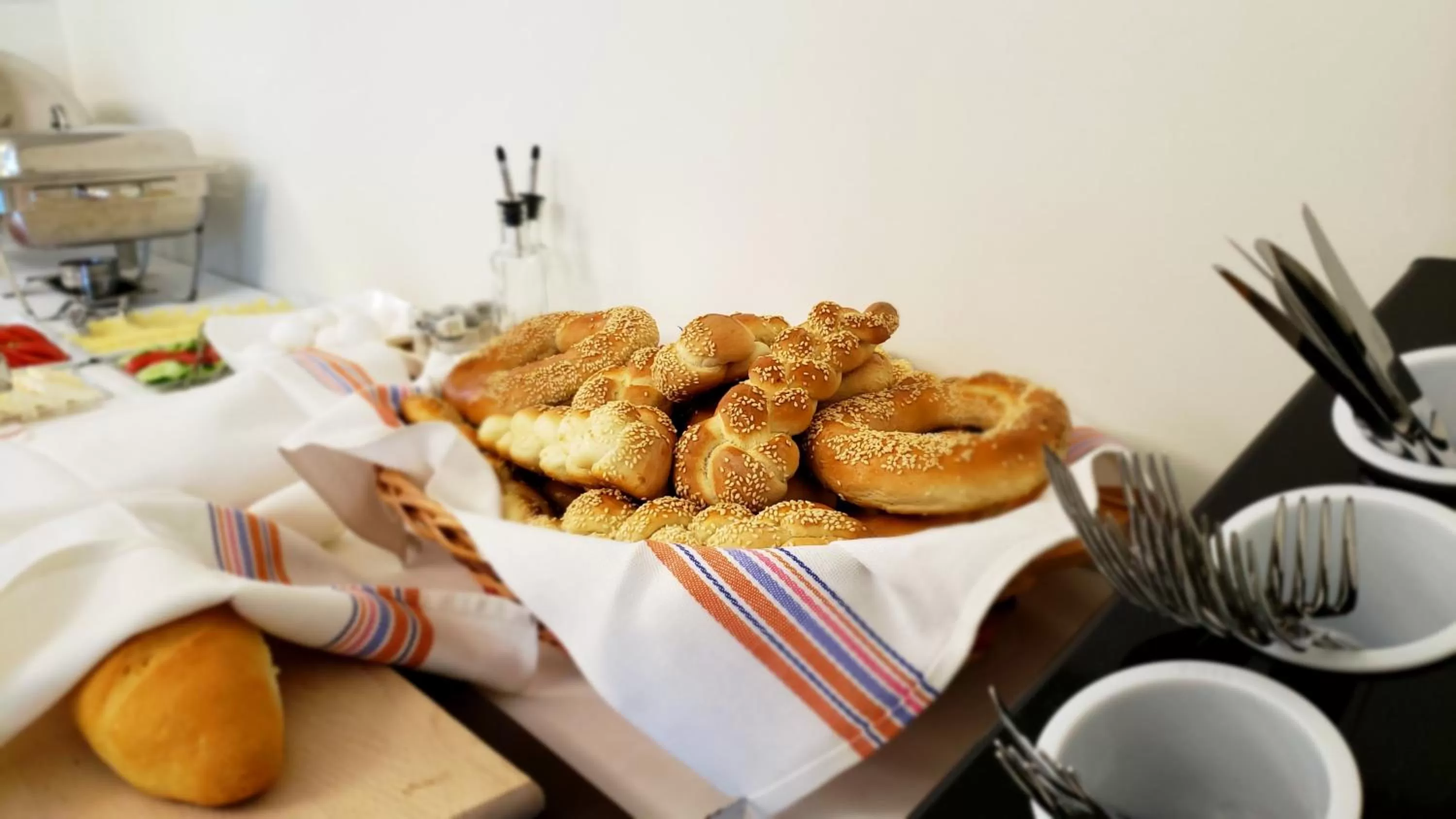 Food and drinks, Food in Mervin Hotel