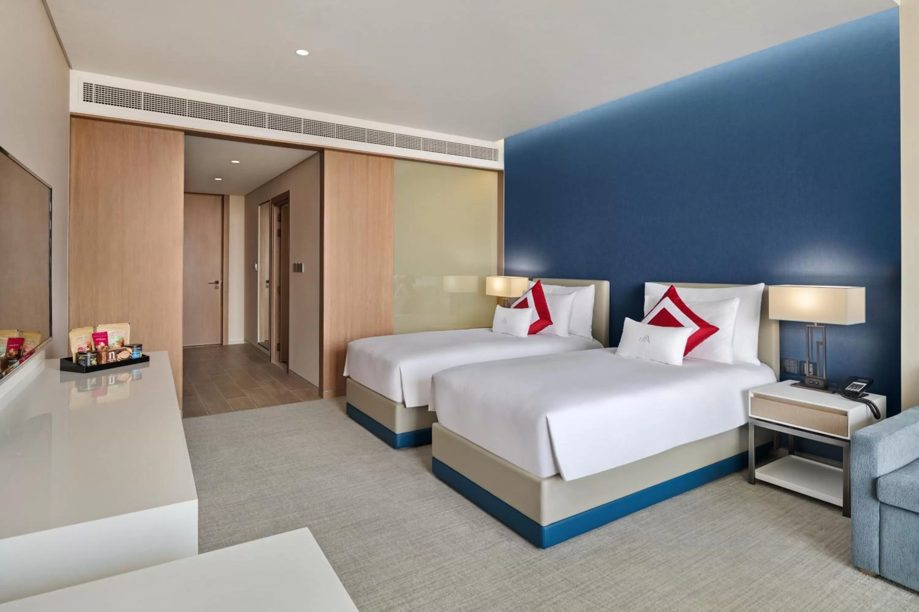 Standard Room - Twin Bed with Splash Park, Beach Access & Free Shuttle to Shopping Malls in JA Lake View Hotel, Dubai