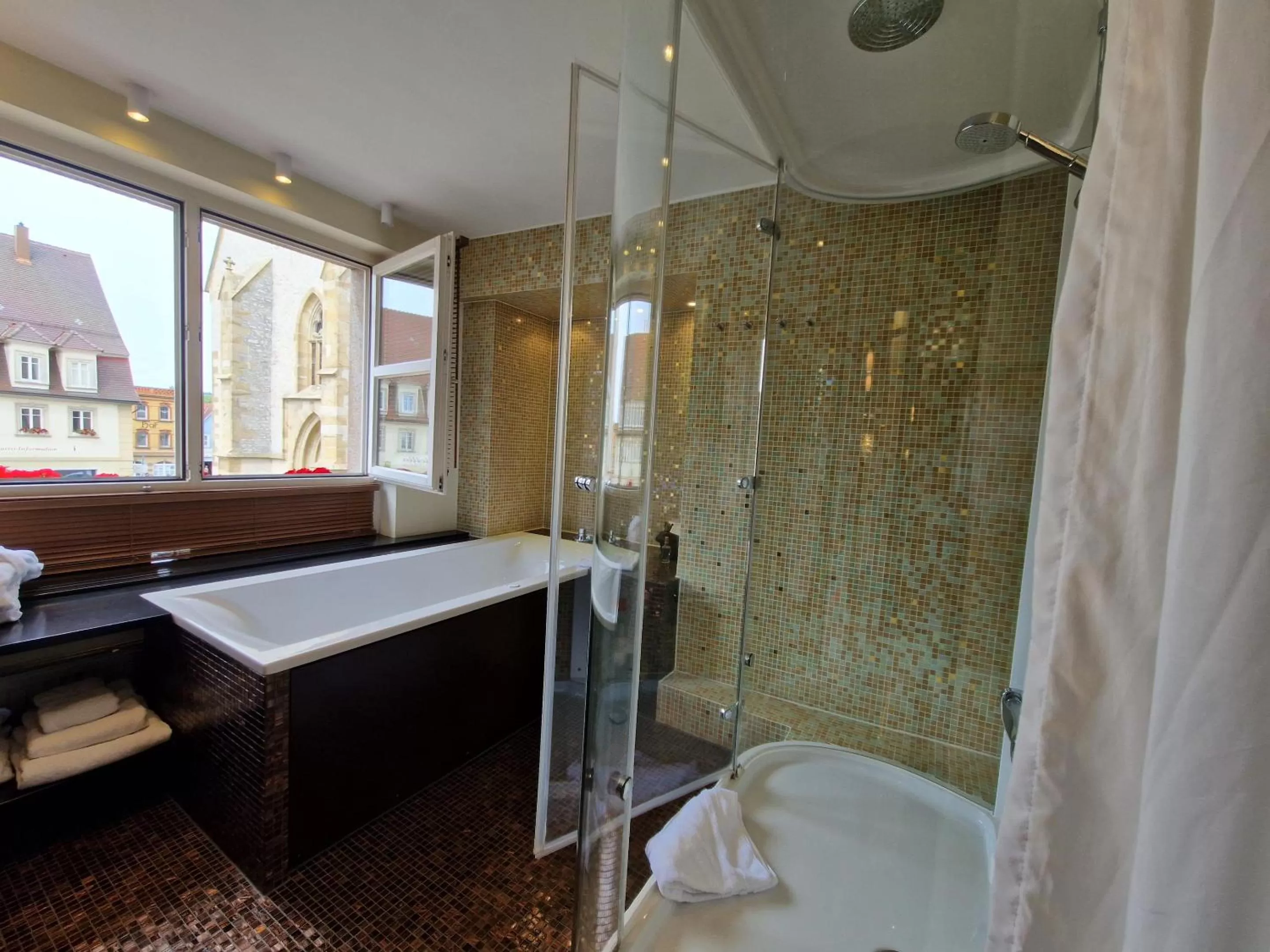 Shower, Bathroom in Laurentius Boutique-Hotel & Restaurant