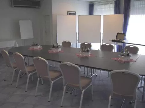 Meeting/conference room in Hotel-Restaurant Zum Goldenen Löwen