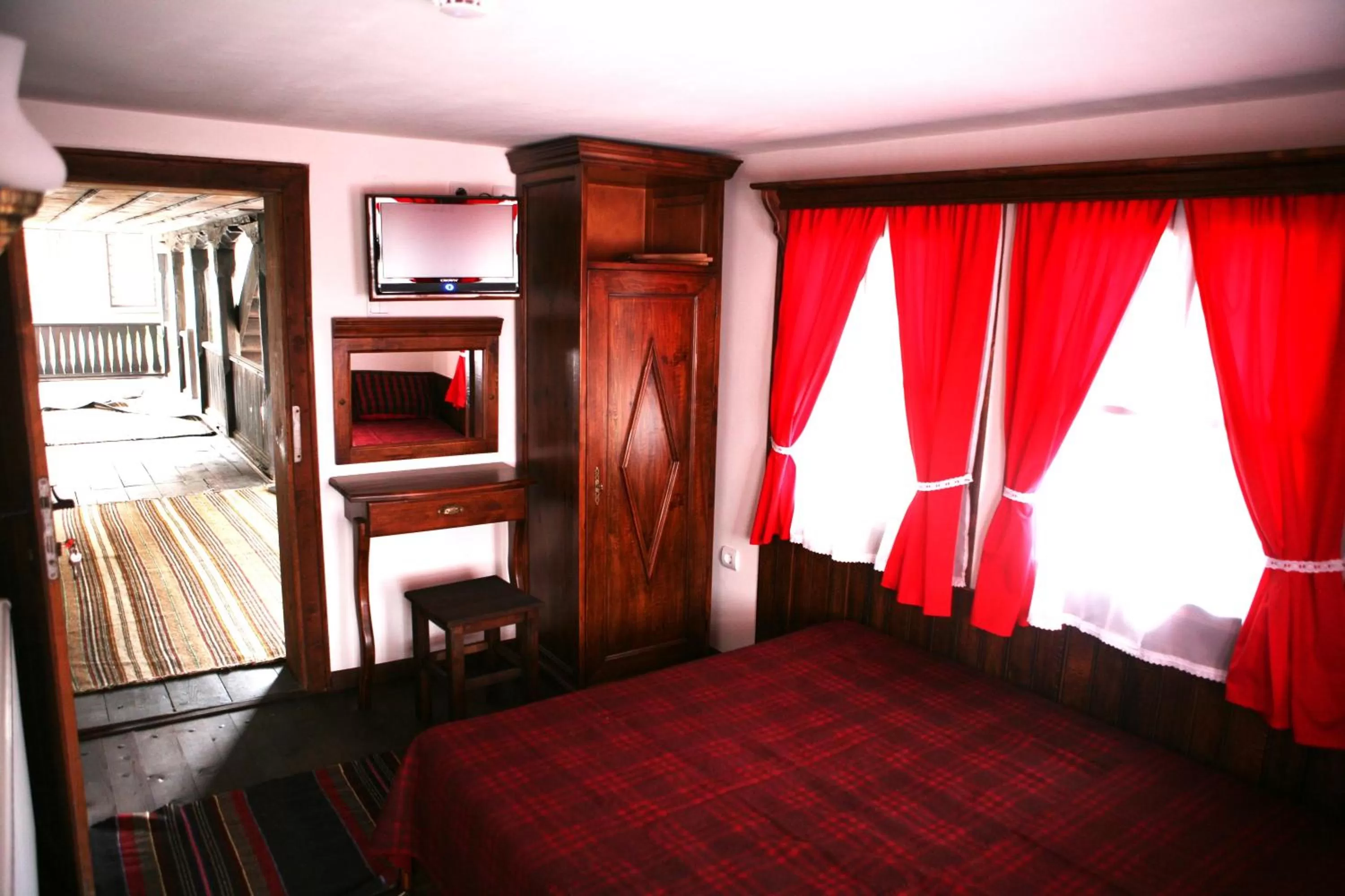 Bedroom, Bed in Djudjeva Kyshta Hotel