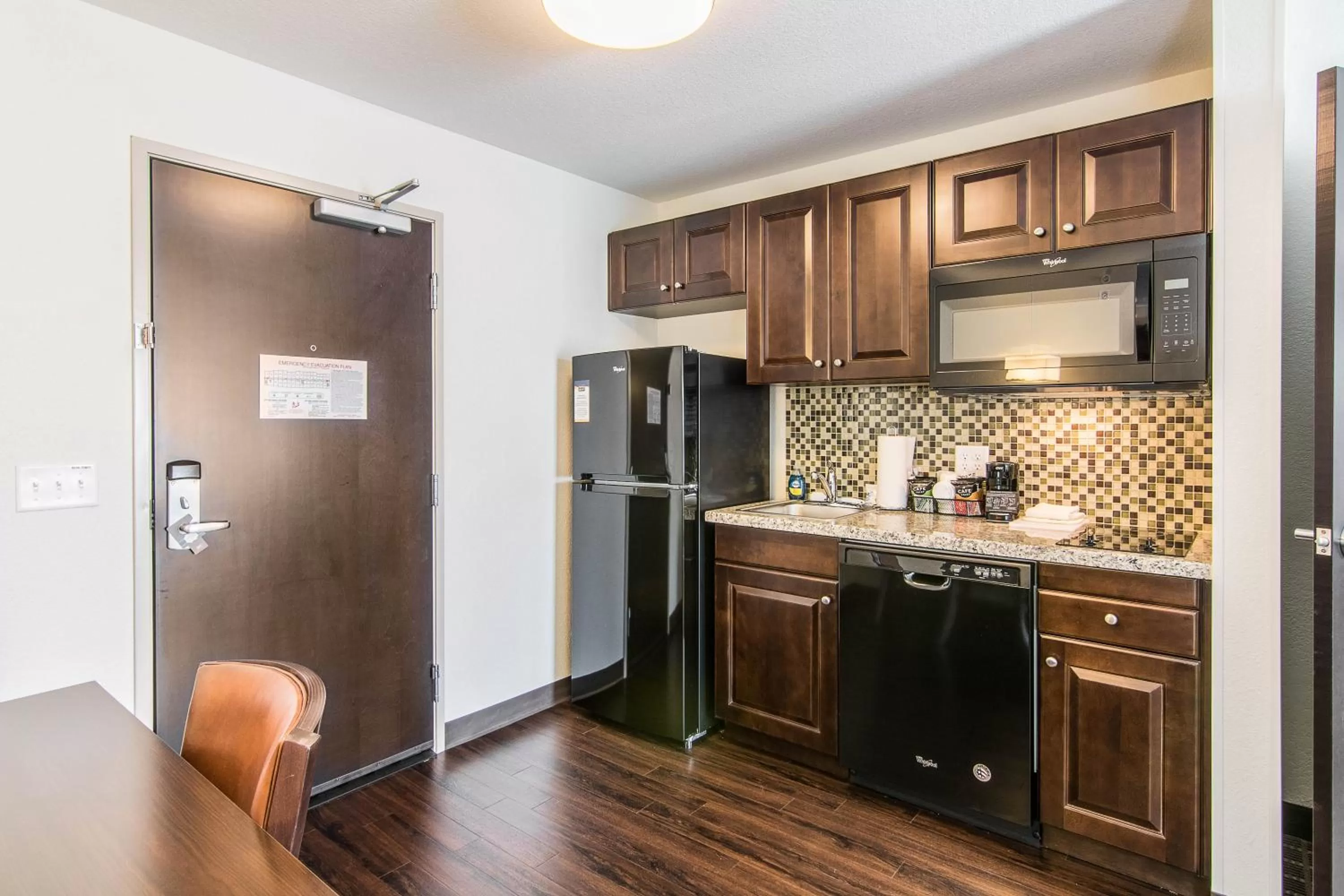 Kitchen or kitchenette in Sleep Inn & Suites West-Near Medical Center