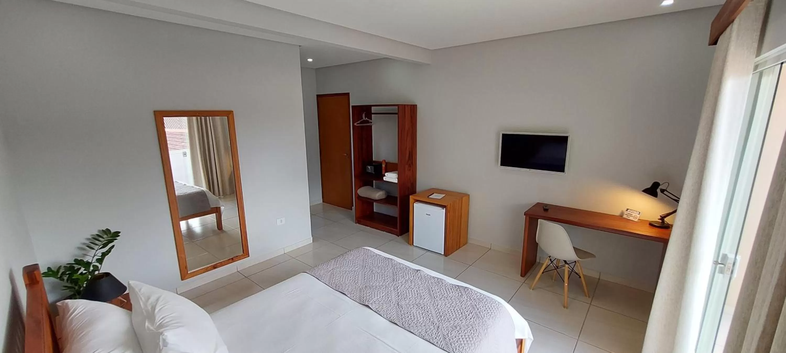 TV and multimedia, TV/Entertainment Center in Pousada das Saíras