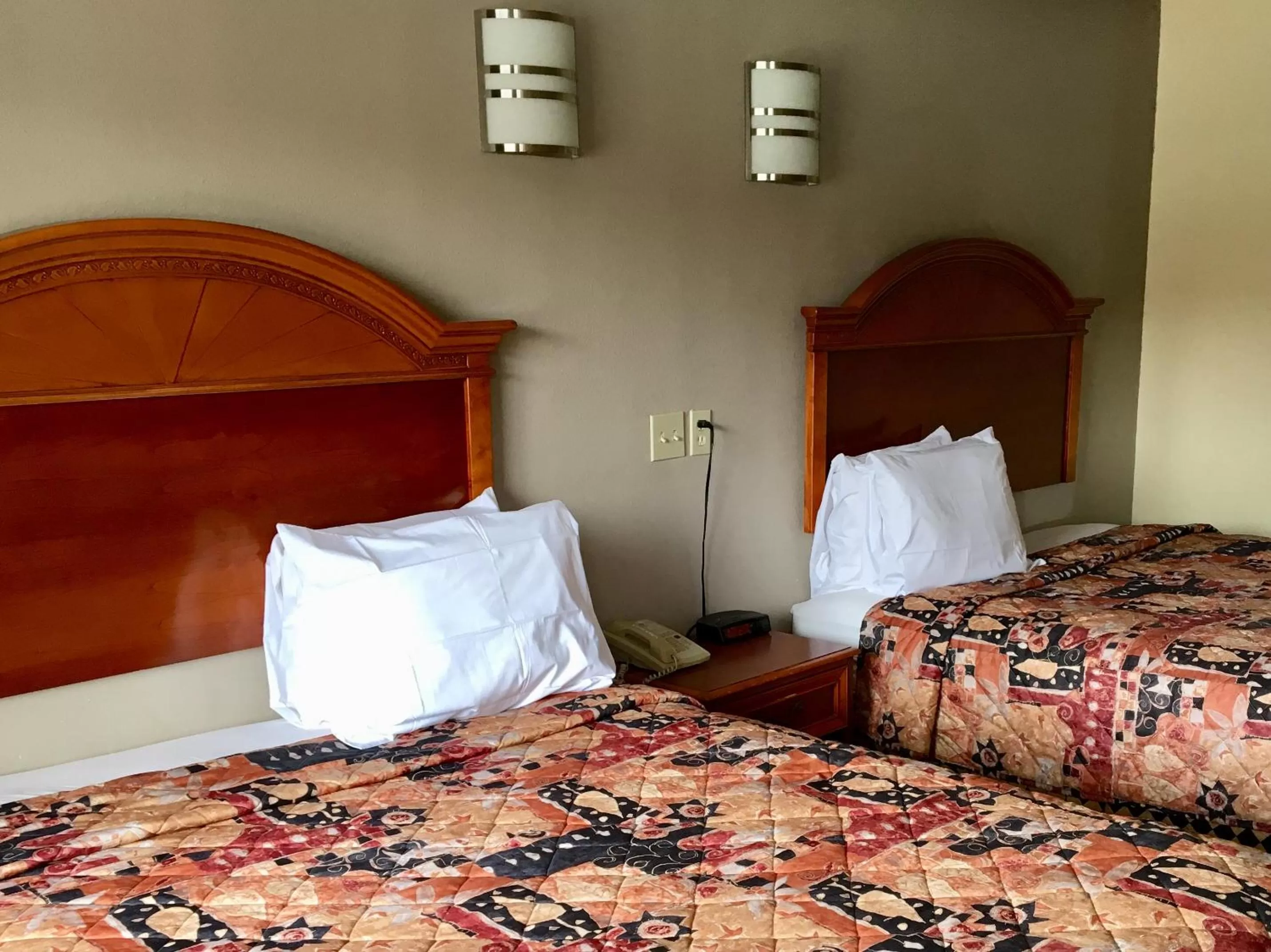 Bed in The inn at Mexia