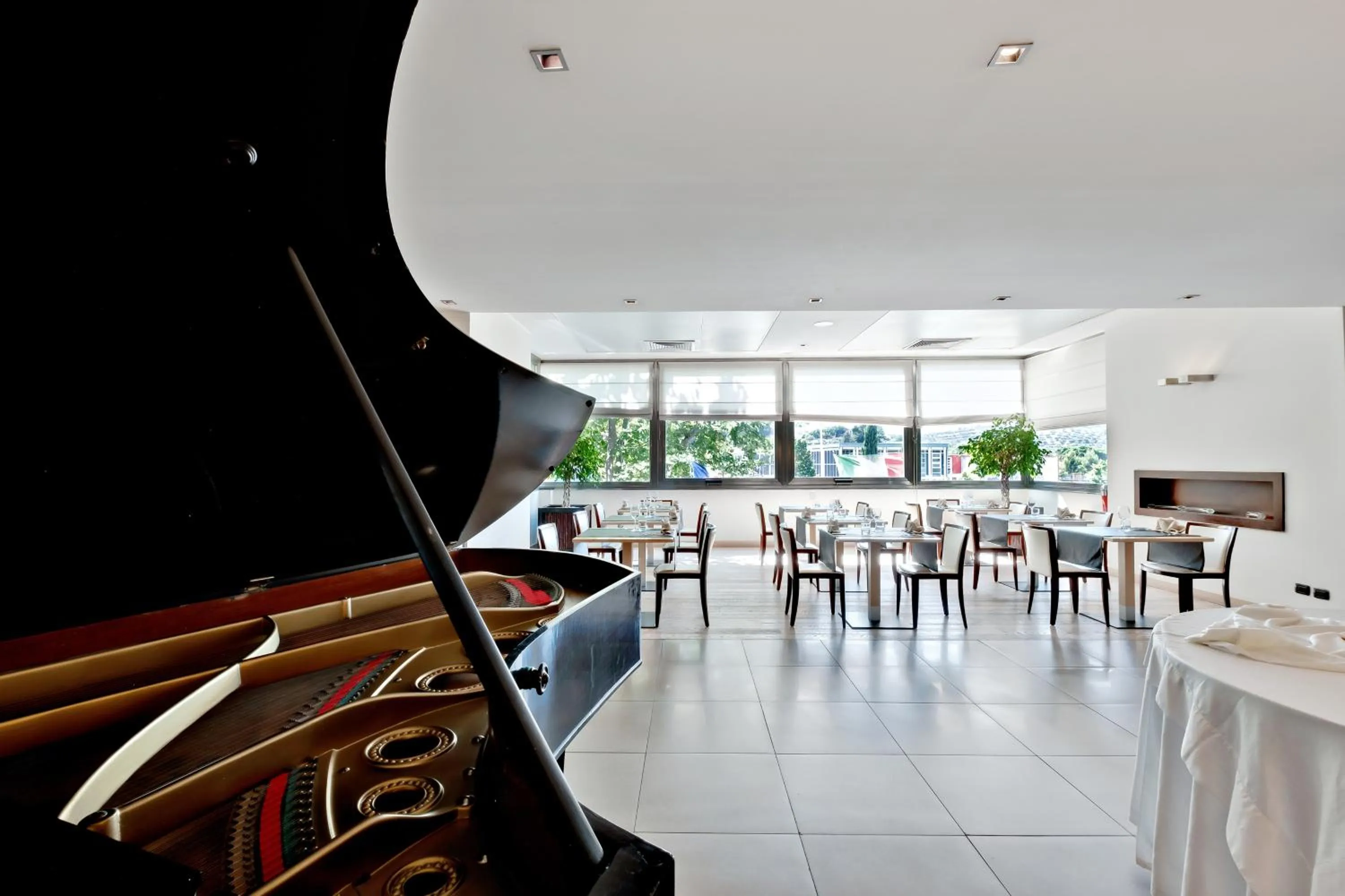 Restaurant/places to eat in Italiana Hotels Cosenza