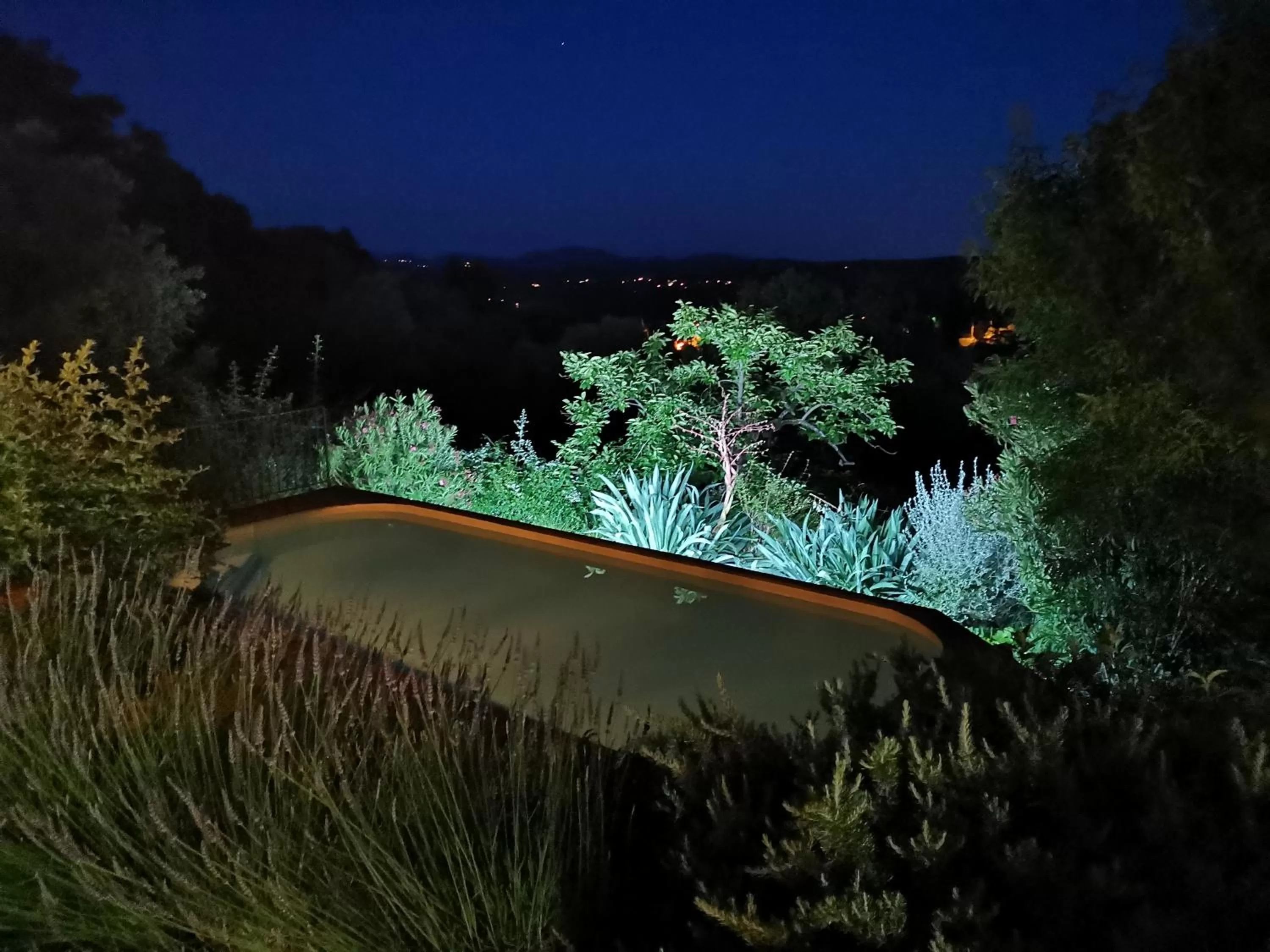 Property building in Le nid des arts