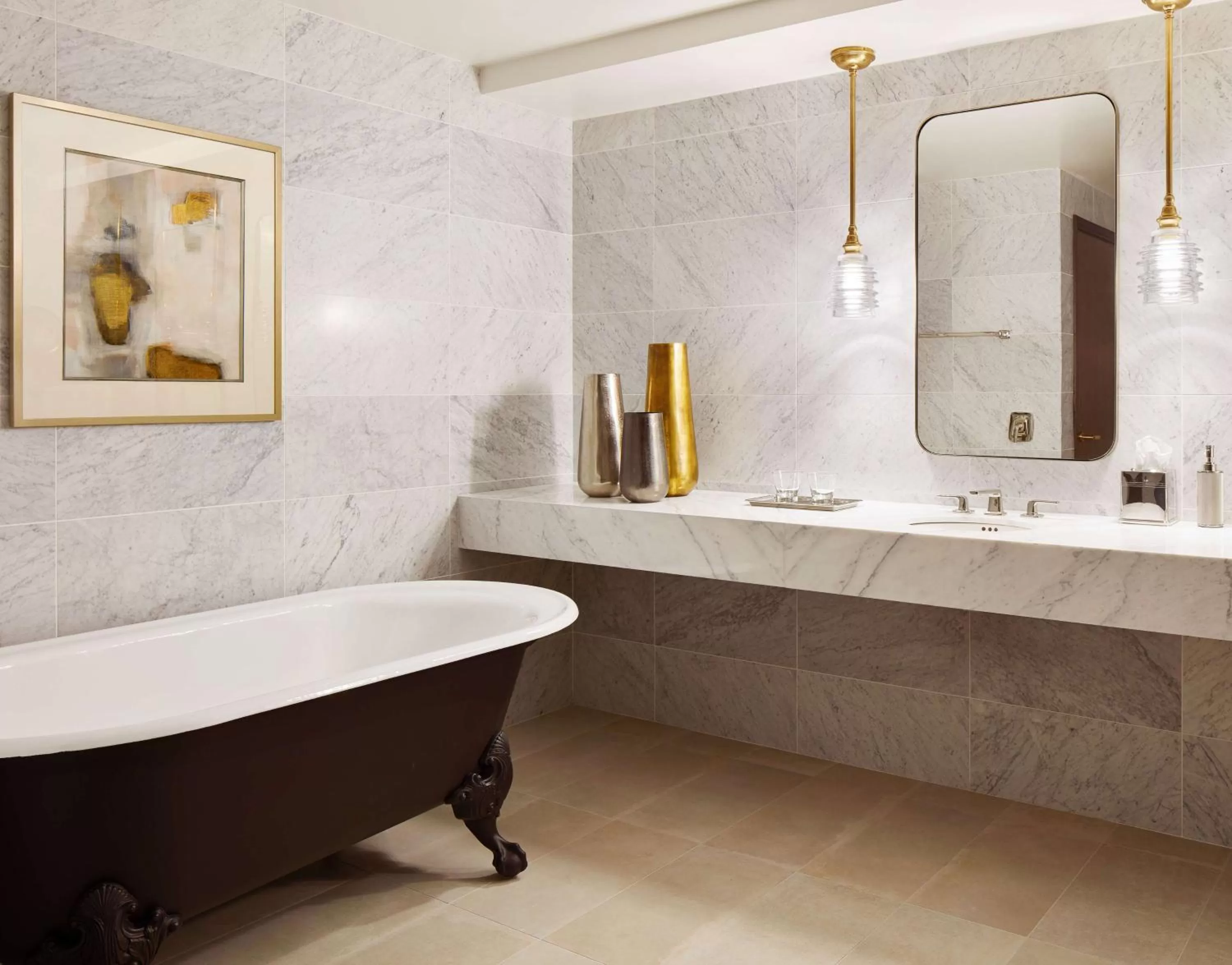 Bathroom in New York Hilton Midtown