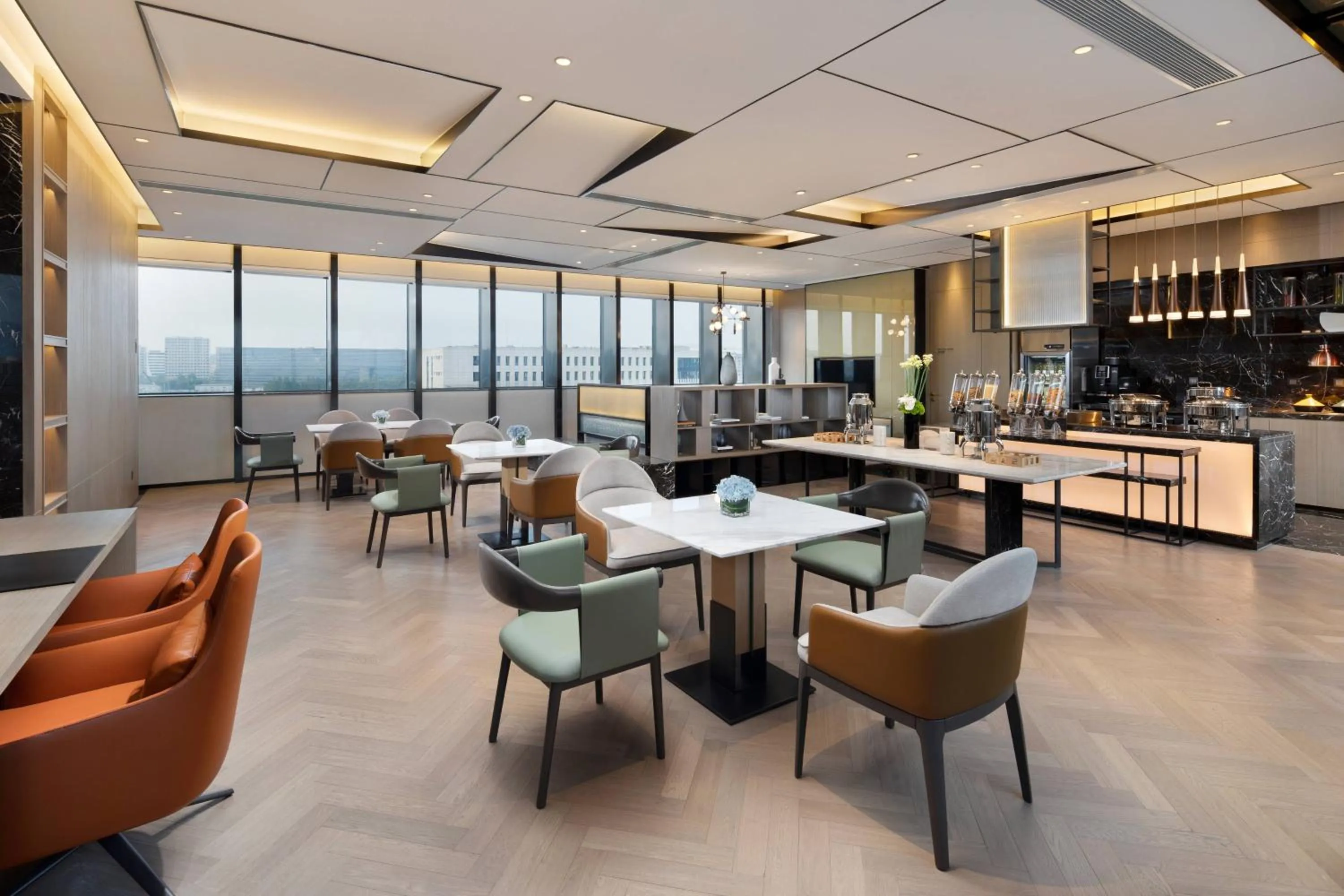 Lounge or bar in Courtyard by Marriott Hangzhou West