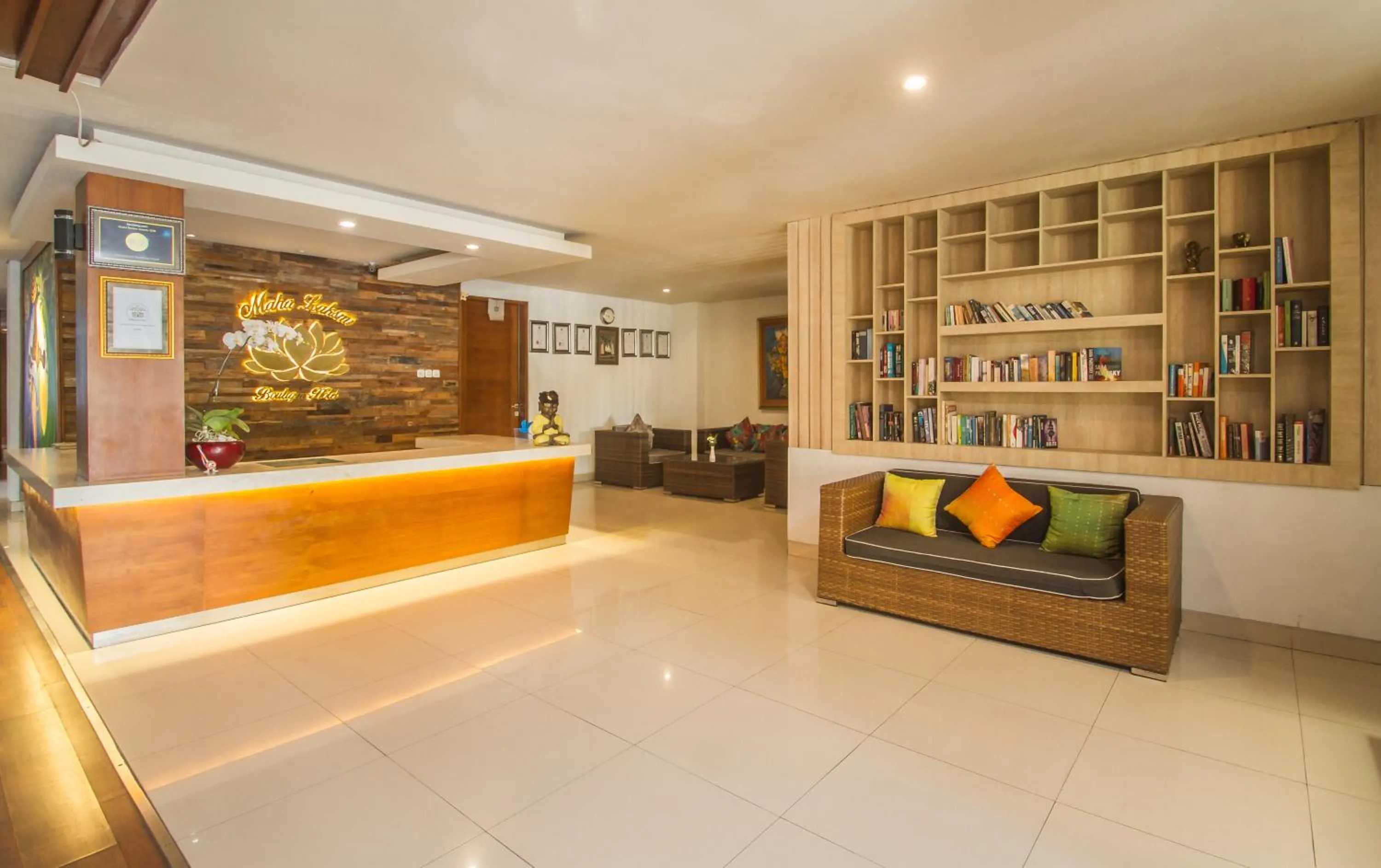 Library in Mahalaksmi Boutique Hotel