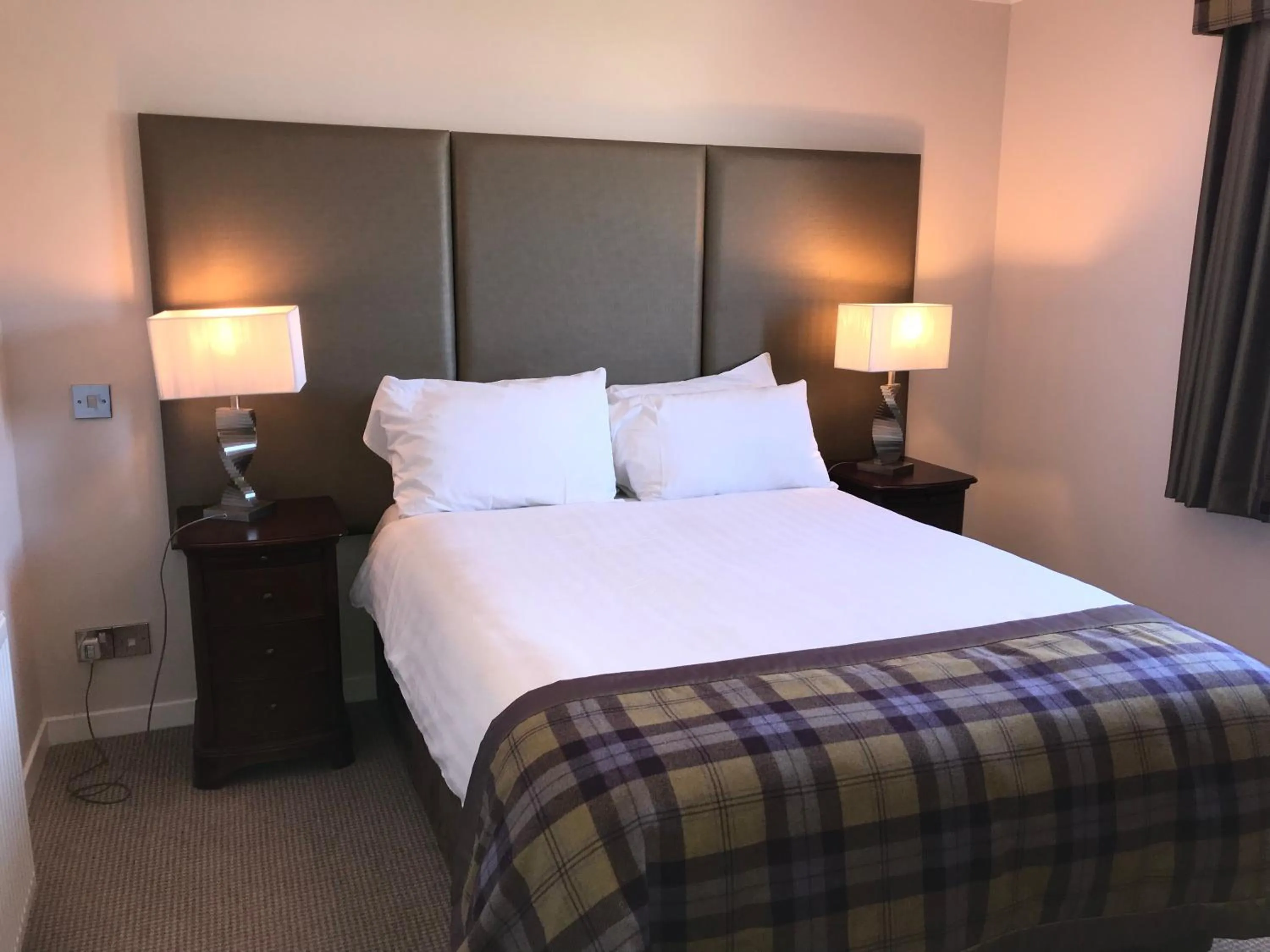 Bed in Beaufort Hotel