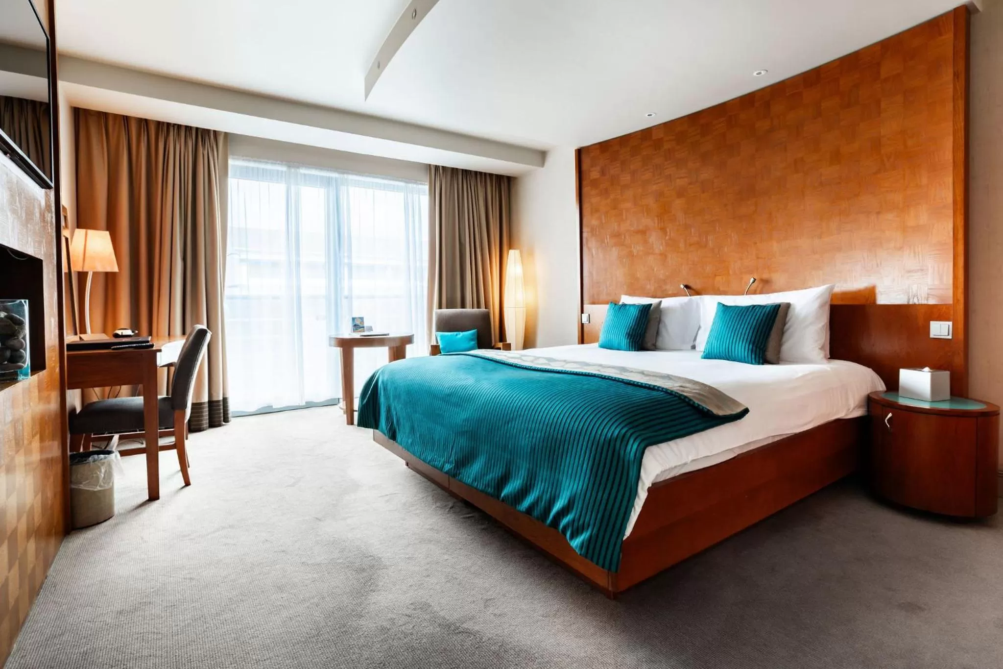 Bedroom, Bed in The Royal Yacht