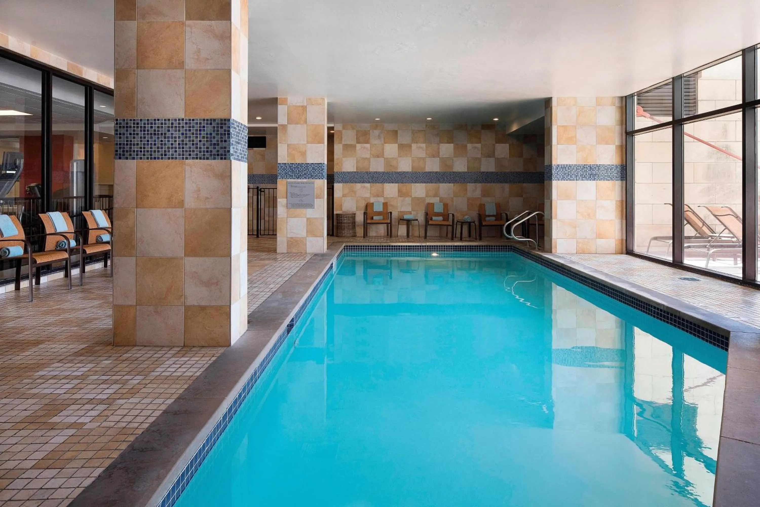 Swimming pool in Residence Inn Austin Downtown / Convention Center