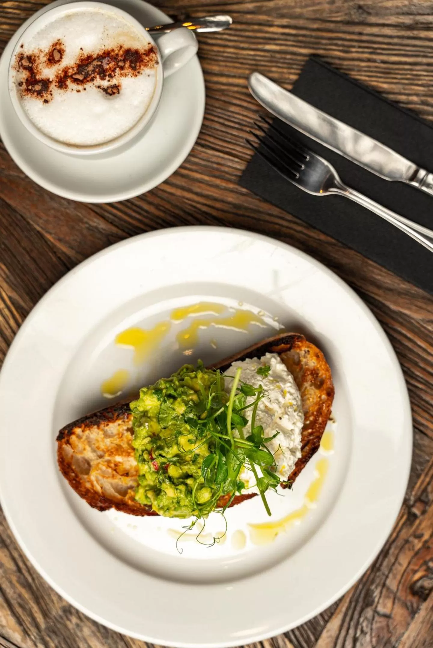 Food and drinks in Karma Sanctum Soho Hotel