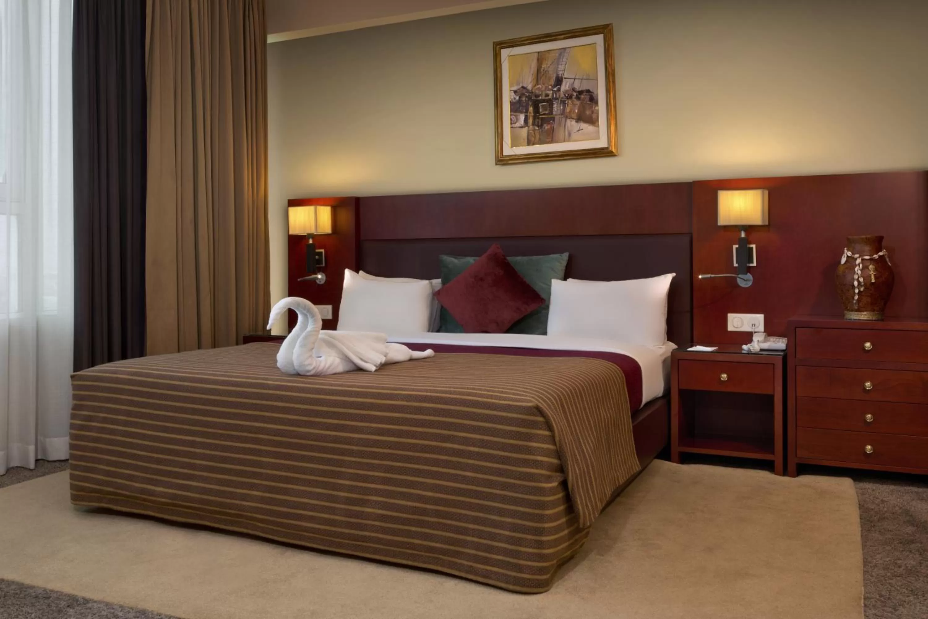 Bedroom, Bed in Azalaï Hôtel Cotonou