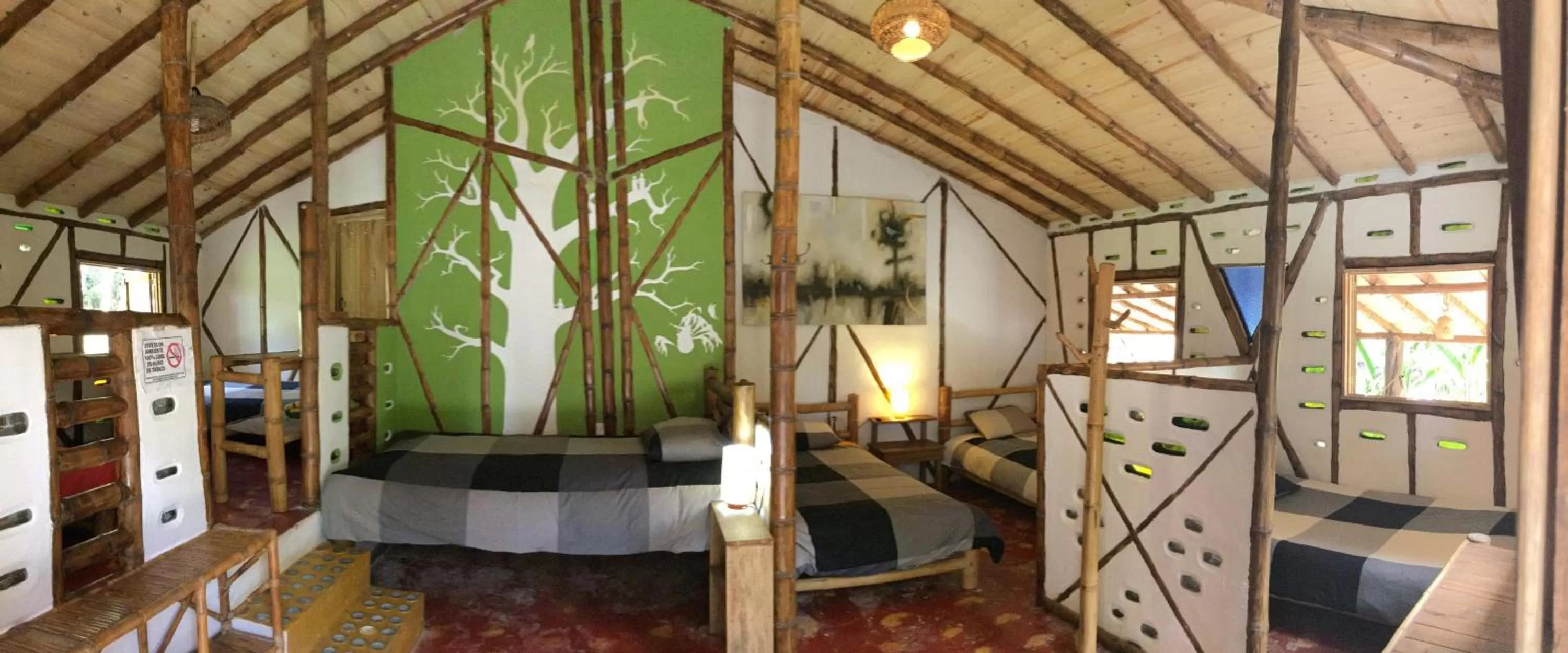 Bed, Bunk Bed in Hotel La Casa de Francois