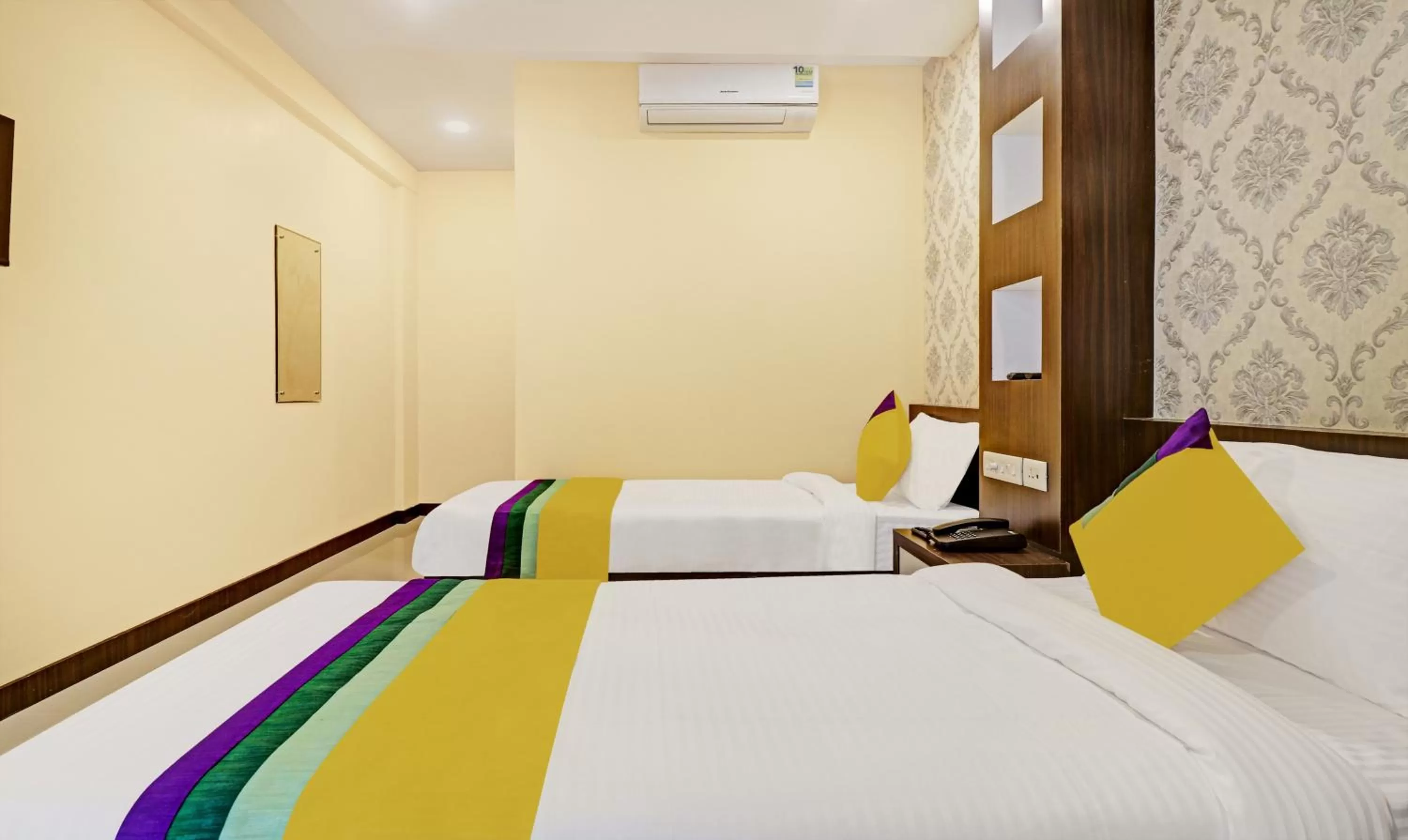 Bedroom, Bed in Itsy Hotels Sapphire Residency
