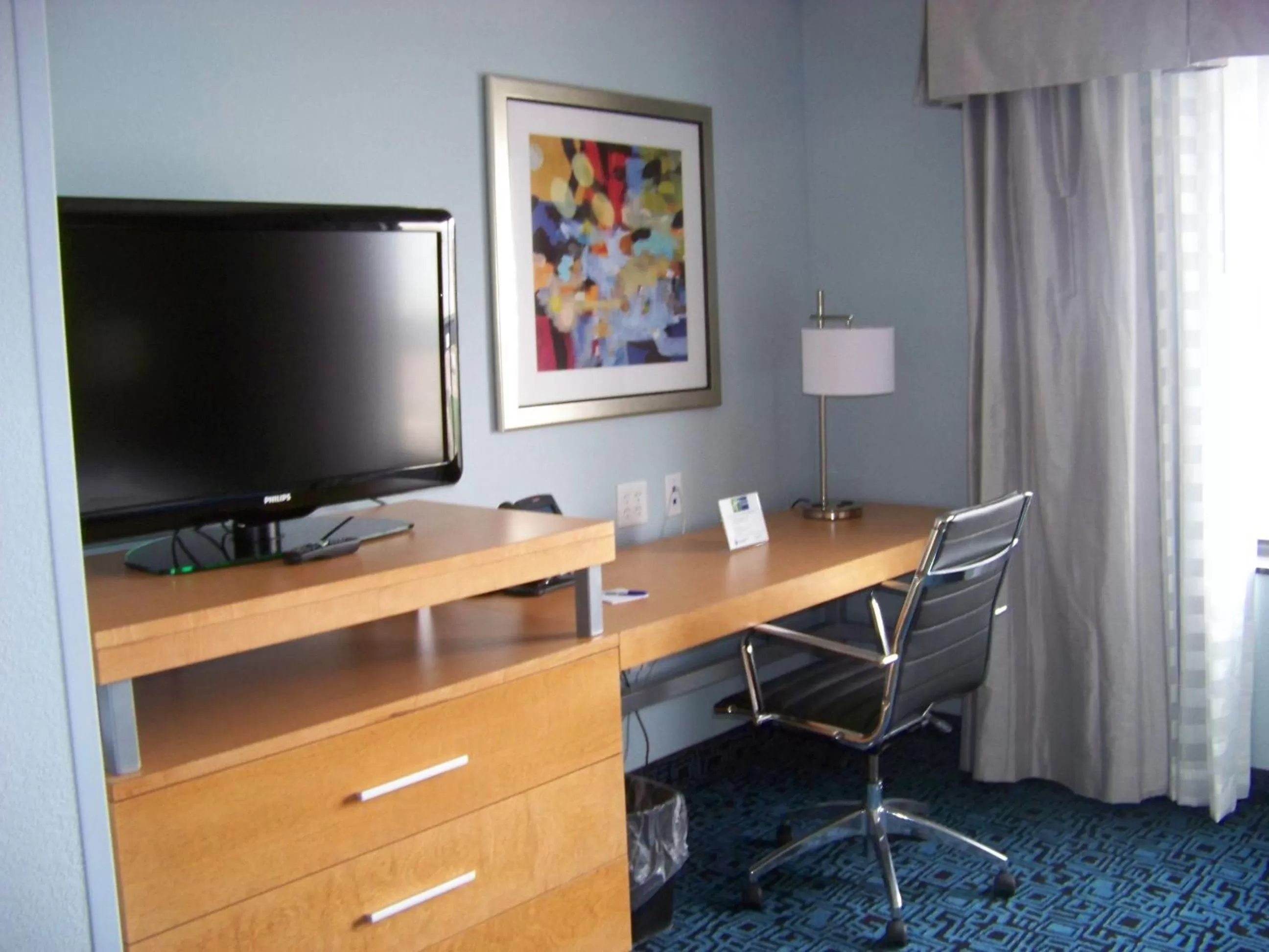 TV and multimedia in Holiday Inn Express Hotel & Suites Rock Springs Green River by IHG