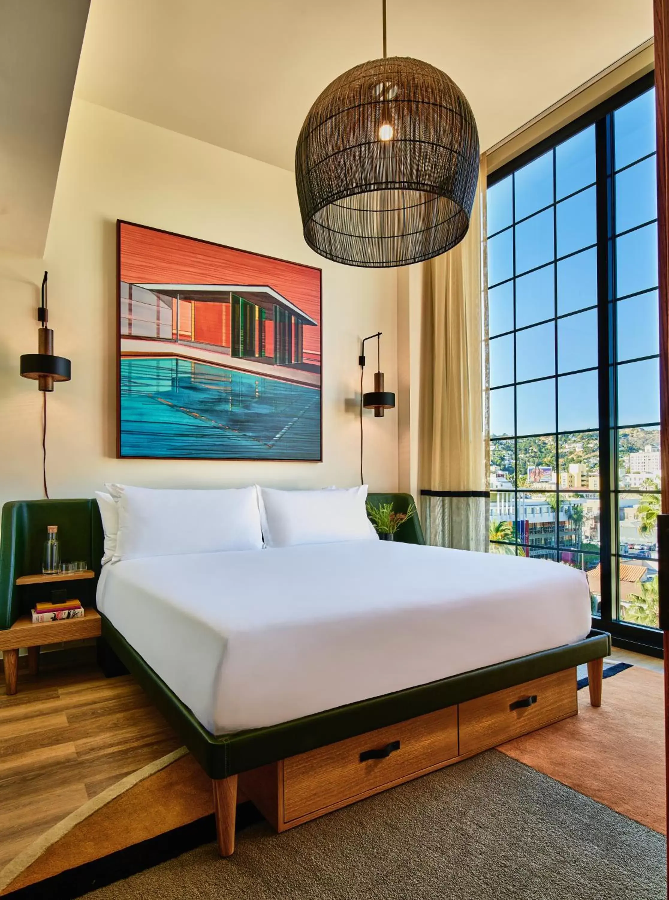 One-Bedroom Suite in HOLLYWOOD VOLUME, a Tribute Portfolio Hotel One-Bedroom Suite in HOLLYWOOD VOLUME, a Tribute Portfolio Hotel