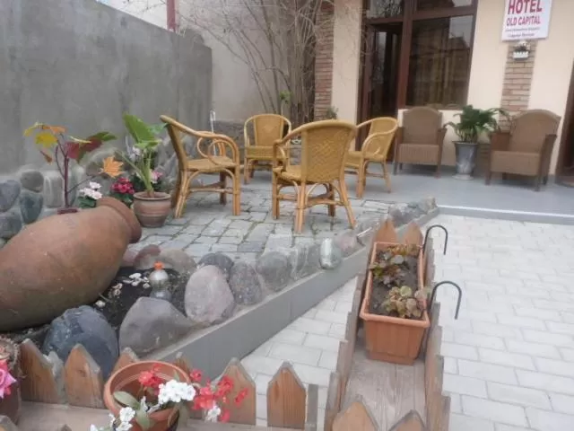 Patio, Restaurant/Places to Eat in Old Capital