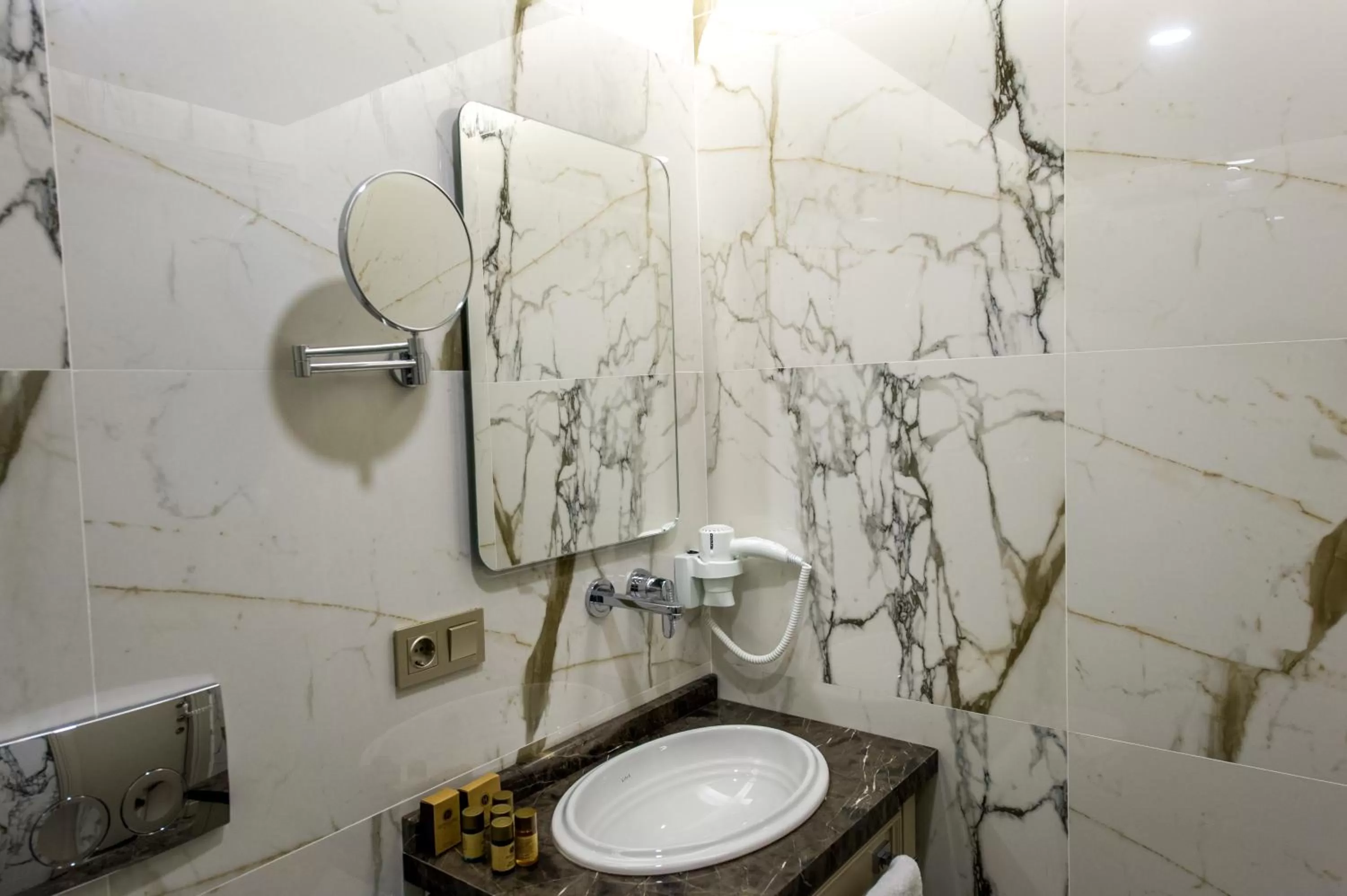 Bathroom in Homelike Hotel