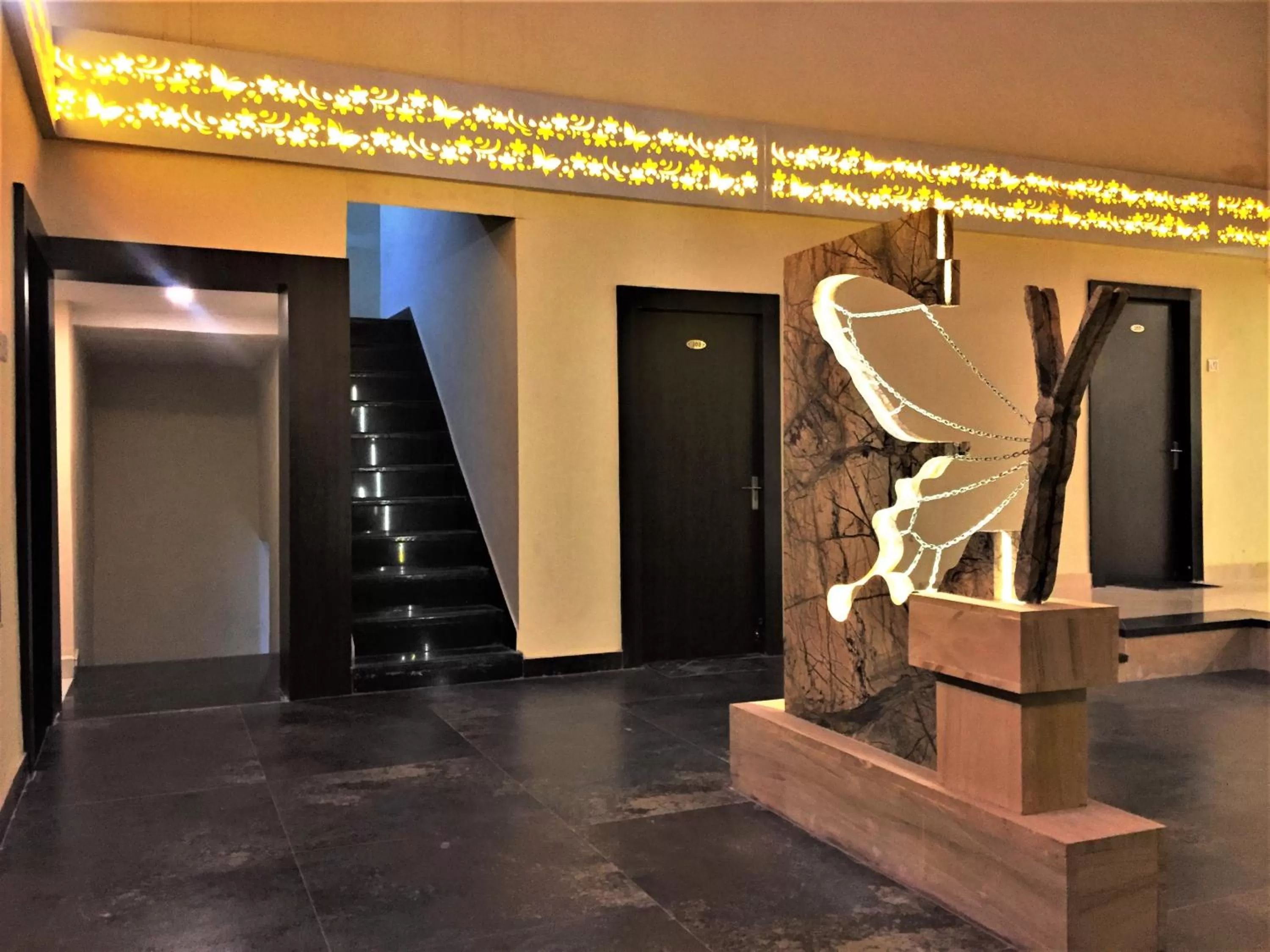 Decorative detail in Hotel Bharat