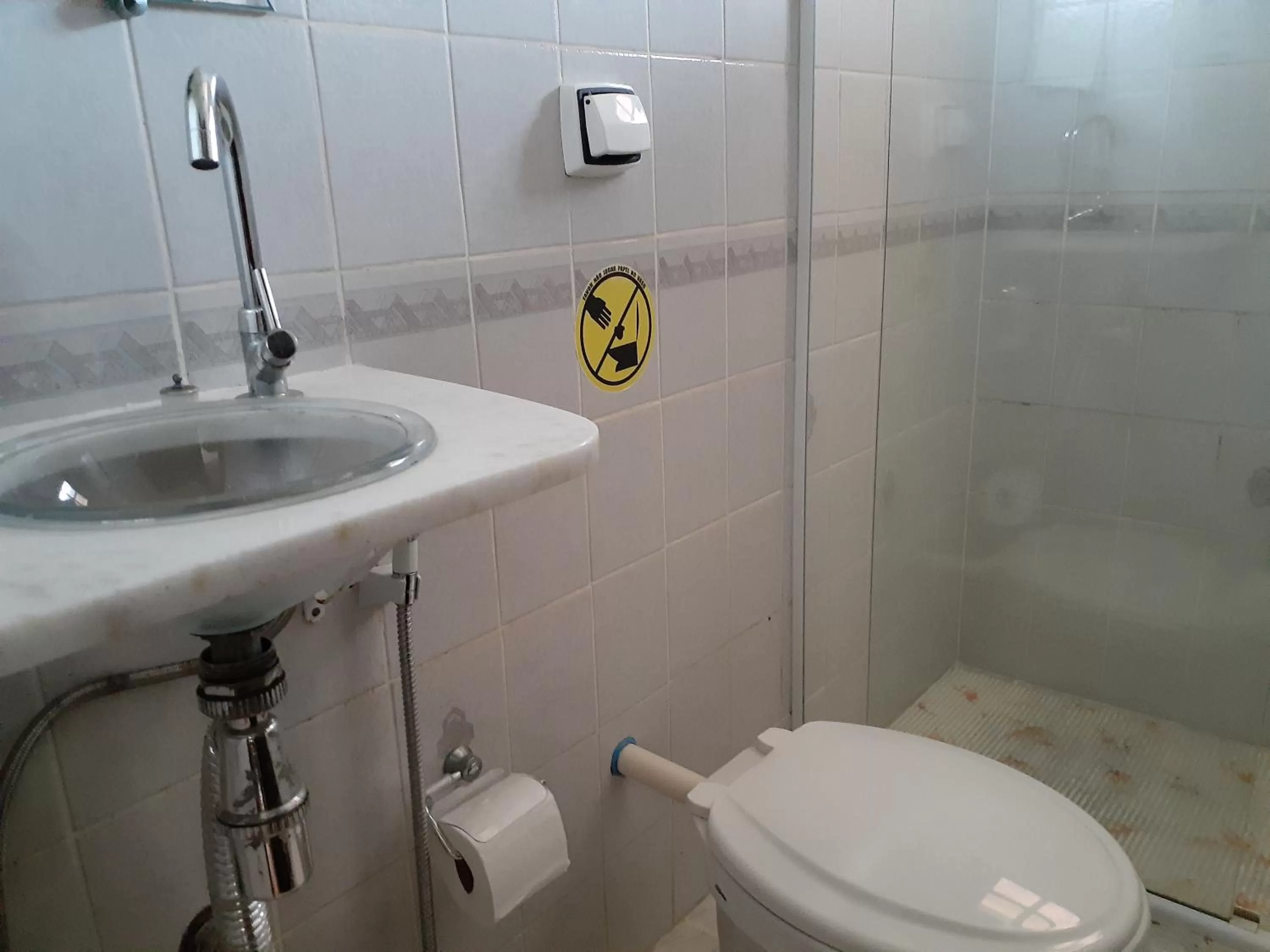 Pousada R.N.C. Nosso Paraíso