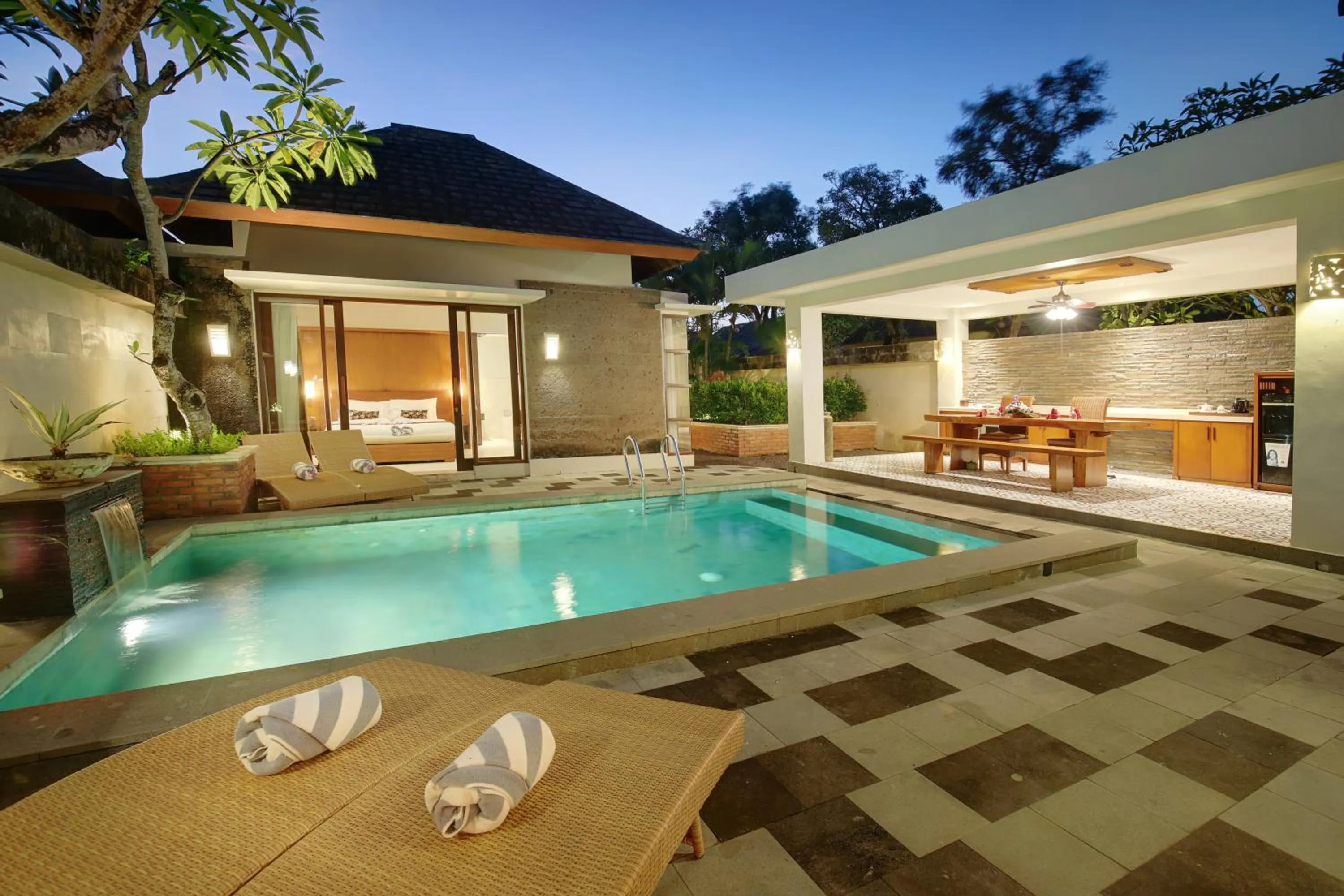 Swimming pool in Lumbini Luxury Villas and Spa