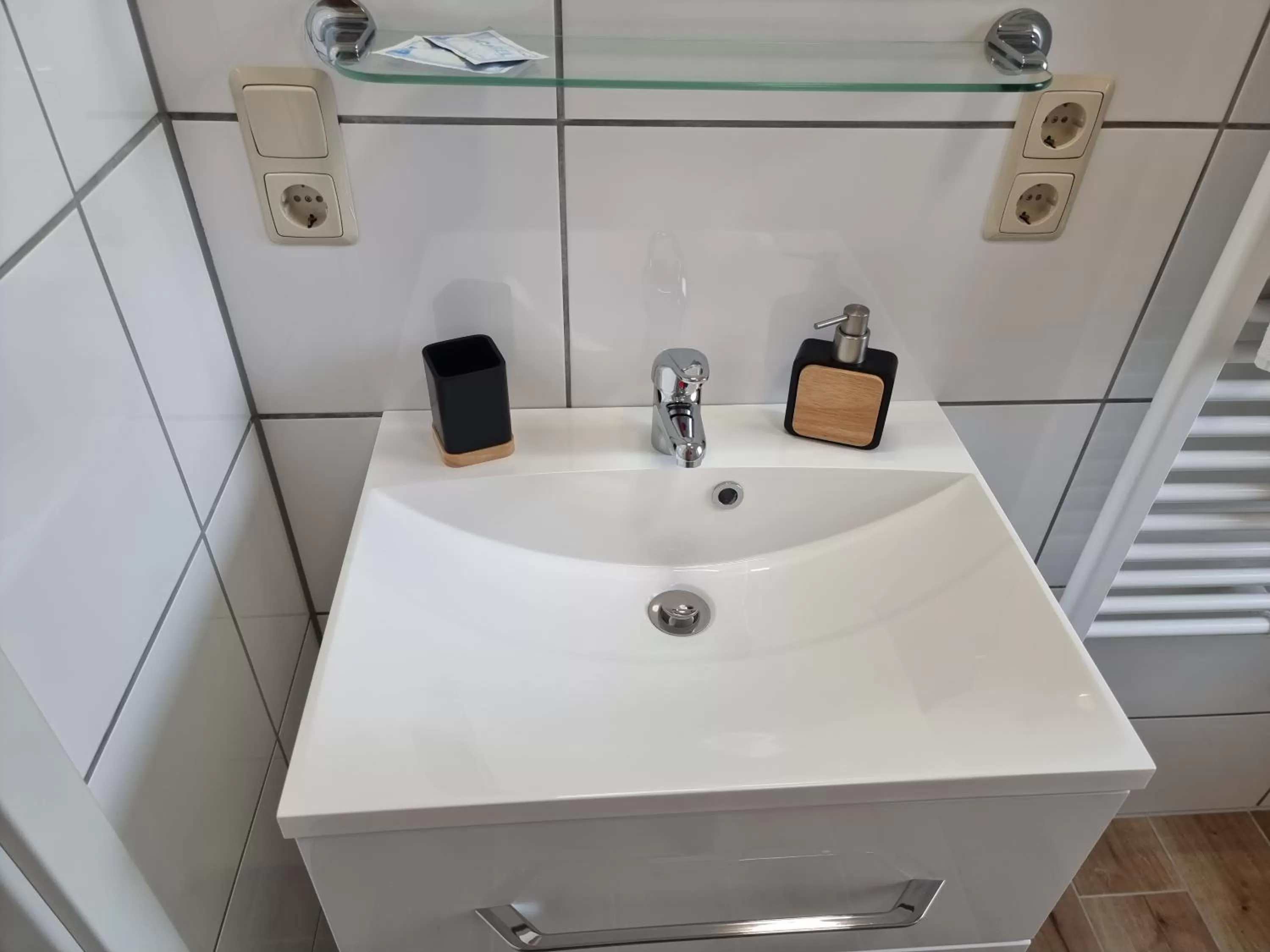 Bathroom in Gästehaus Grunewald Bed & Breakfast