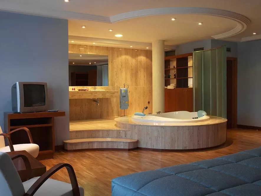 Photo of the whole room in Hotel Alameda