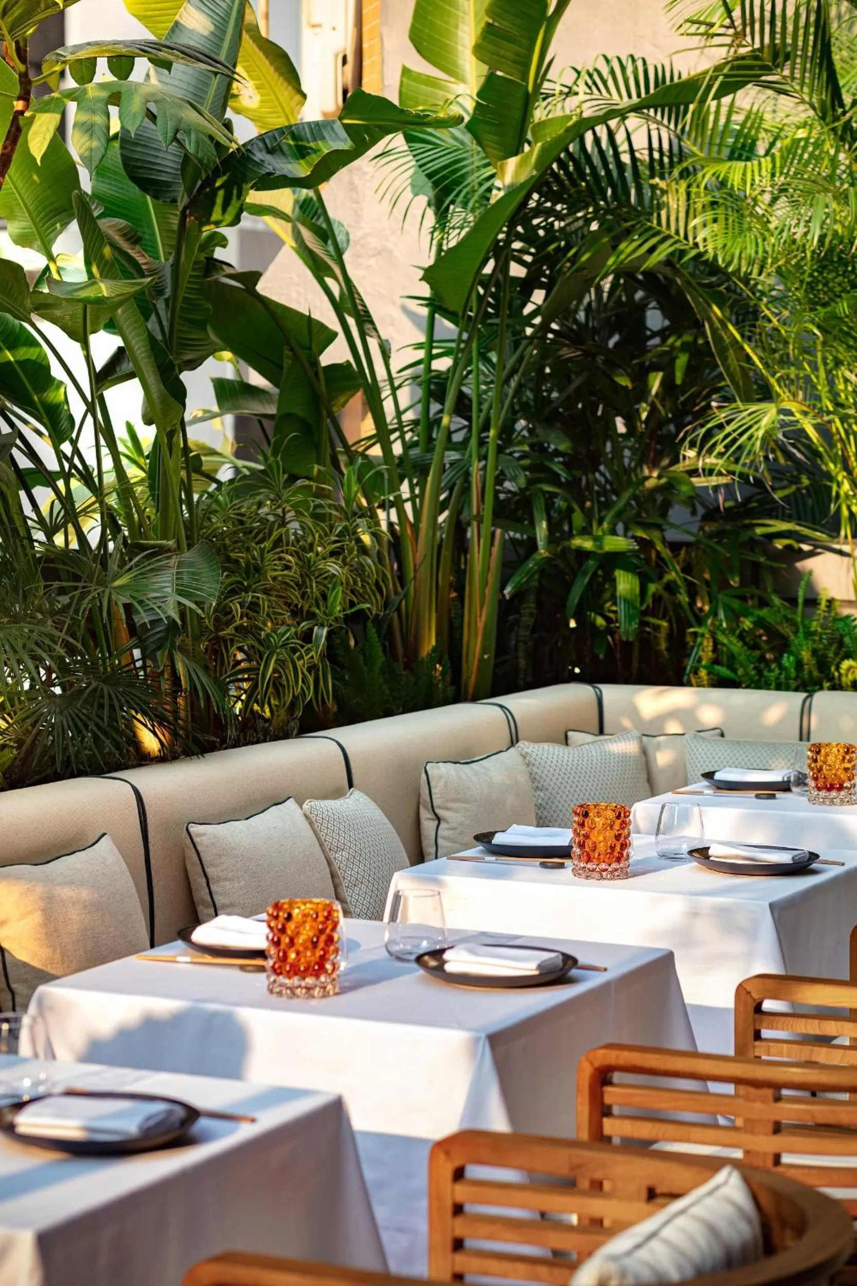 Restaurant/places to eat in The Hari Hong Kong