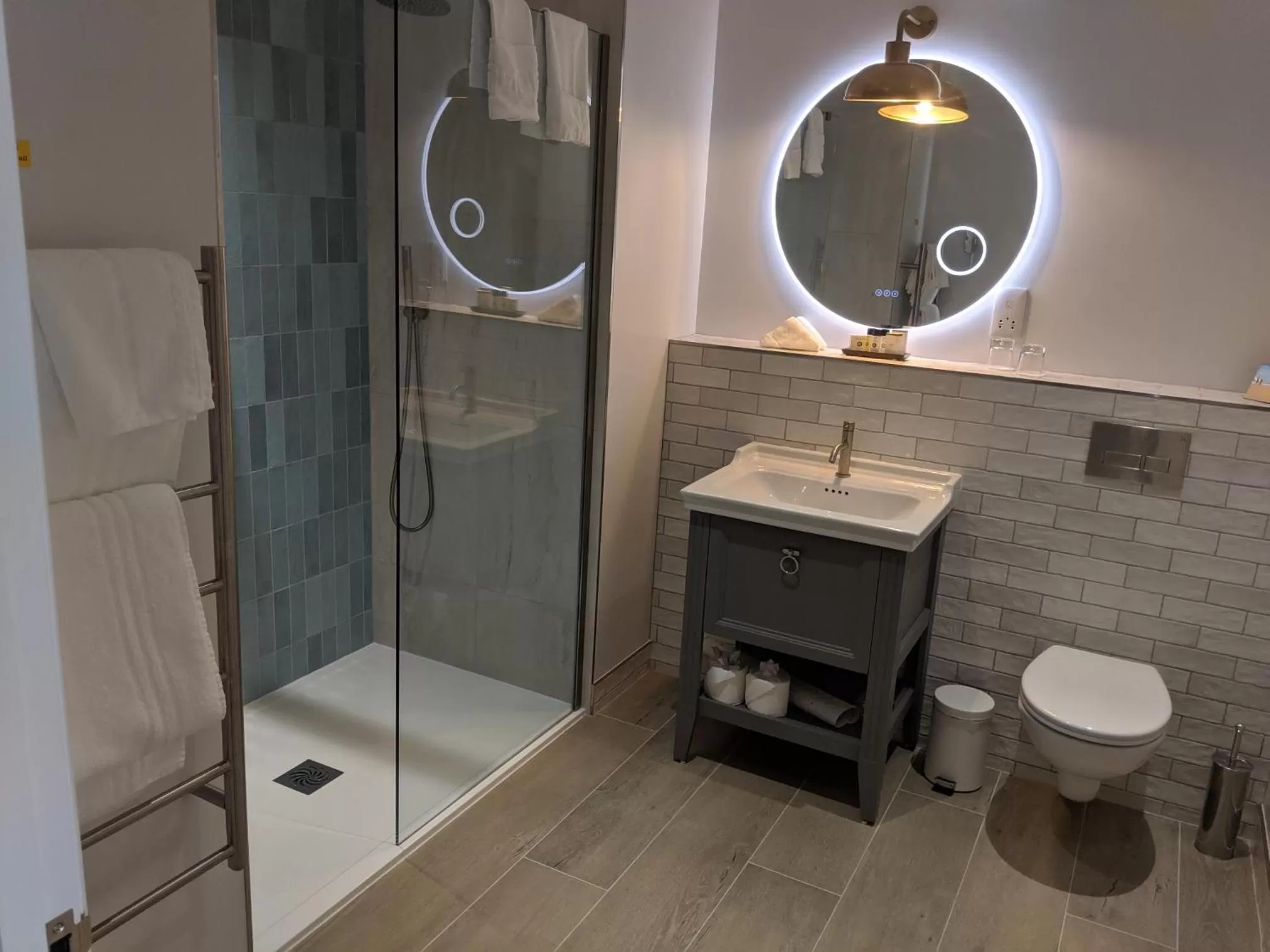 Bathroom in Trenython Manor Resort