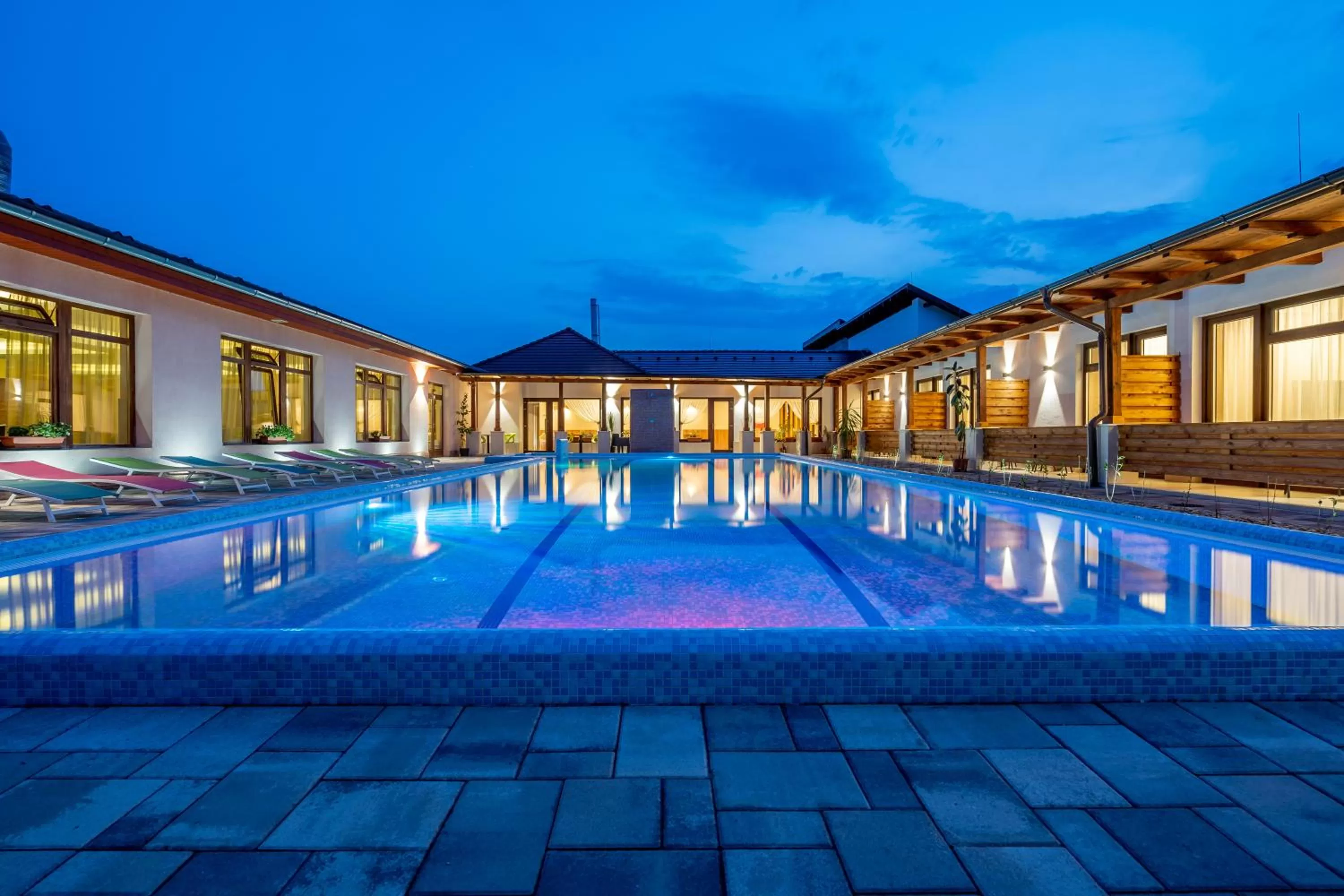 Swimming Pool in DorEsz Wellness Panzió