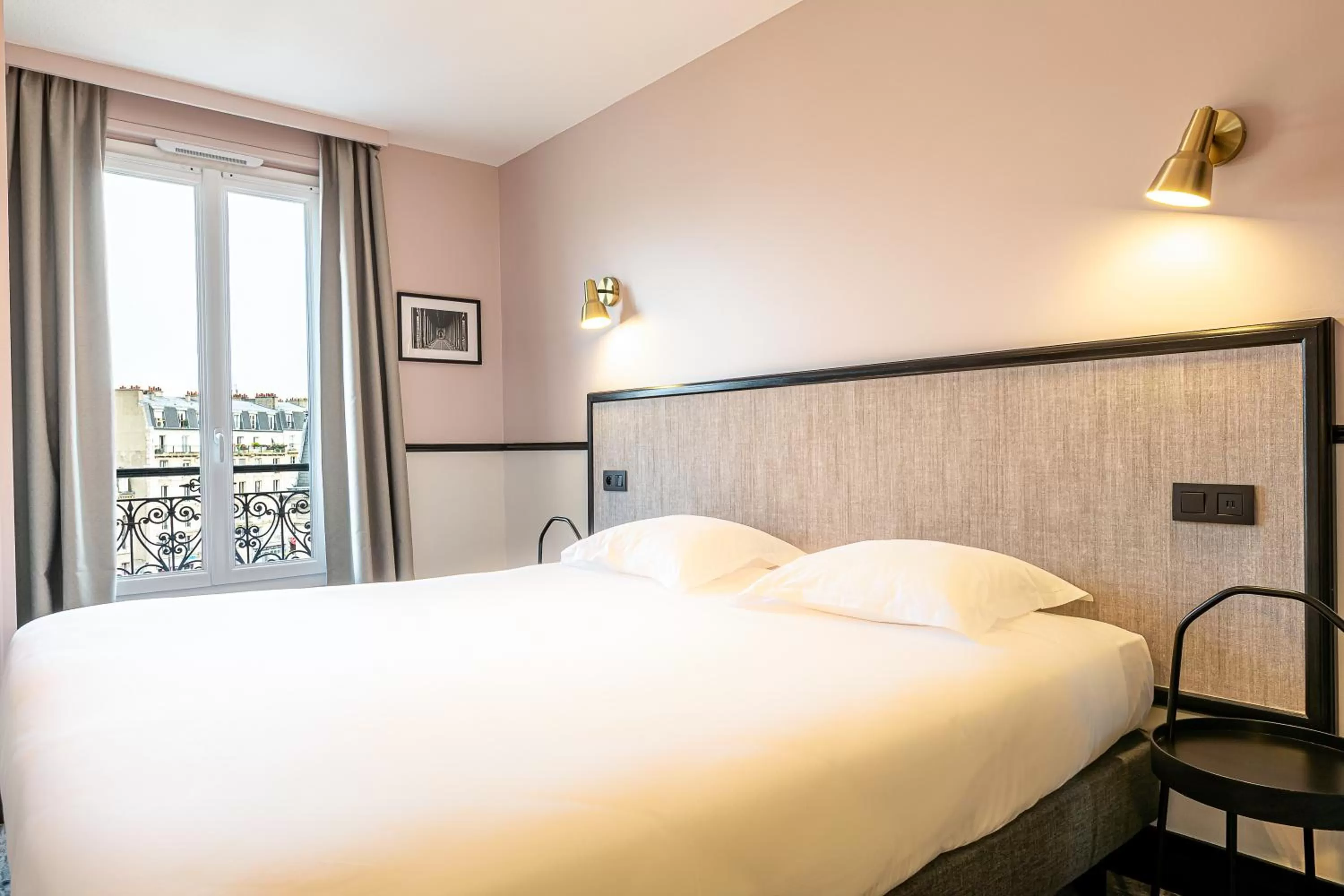 Bed in Hotel de l'Aqueduc