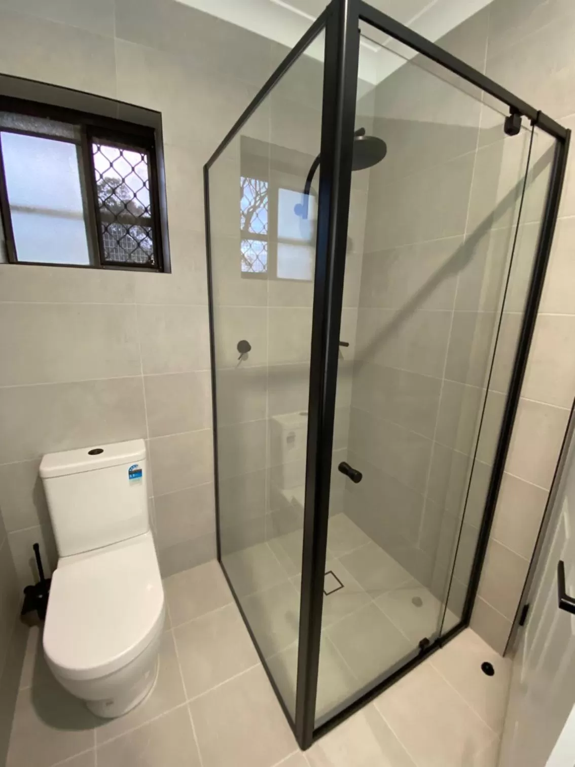 Bathroom in Old Maitland Inn - Rutherford