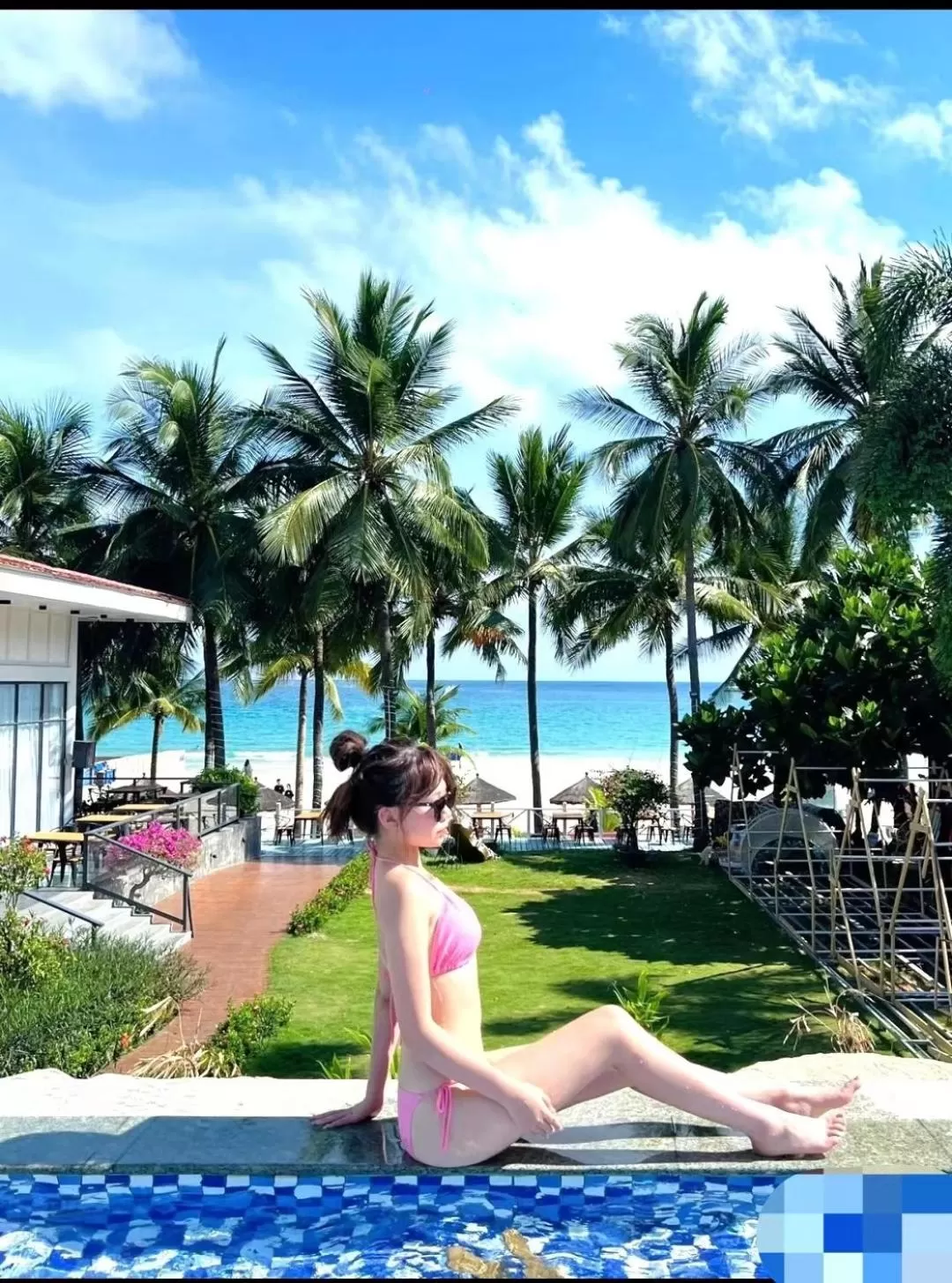 Pool view in Sanya South China Hotel
