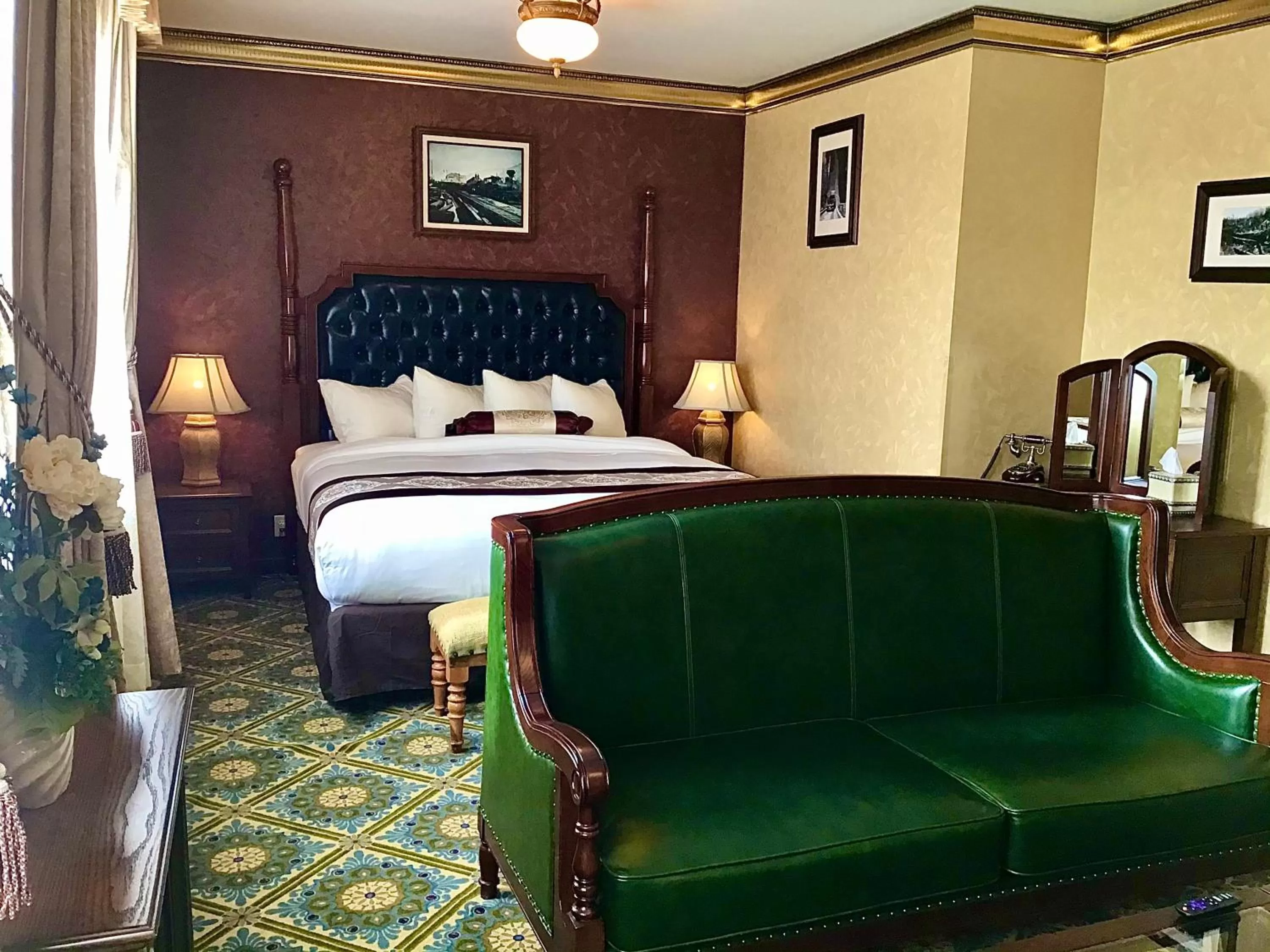 Bedroom, Bed in Eureka Inn, Trademark Collection by Wyndham