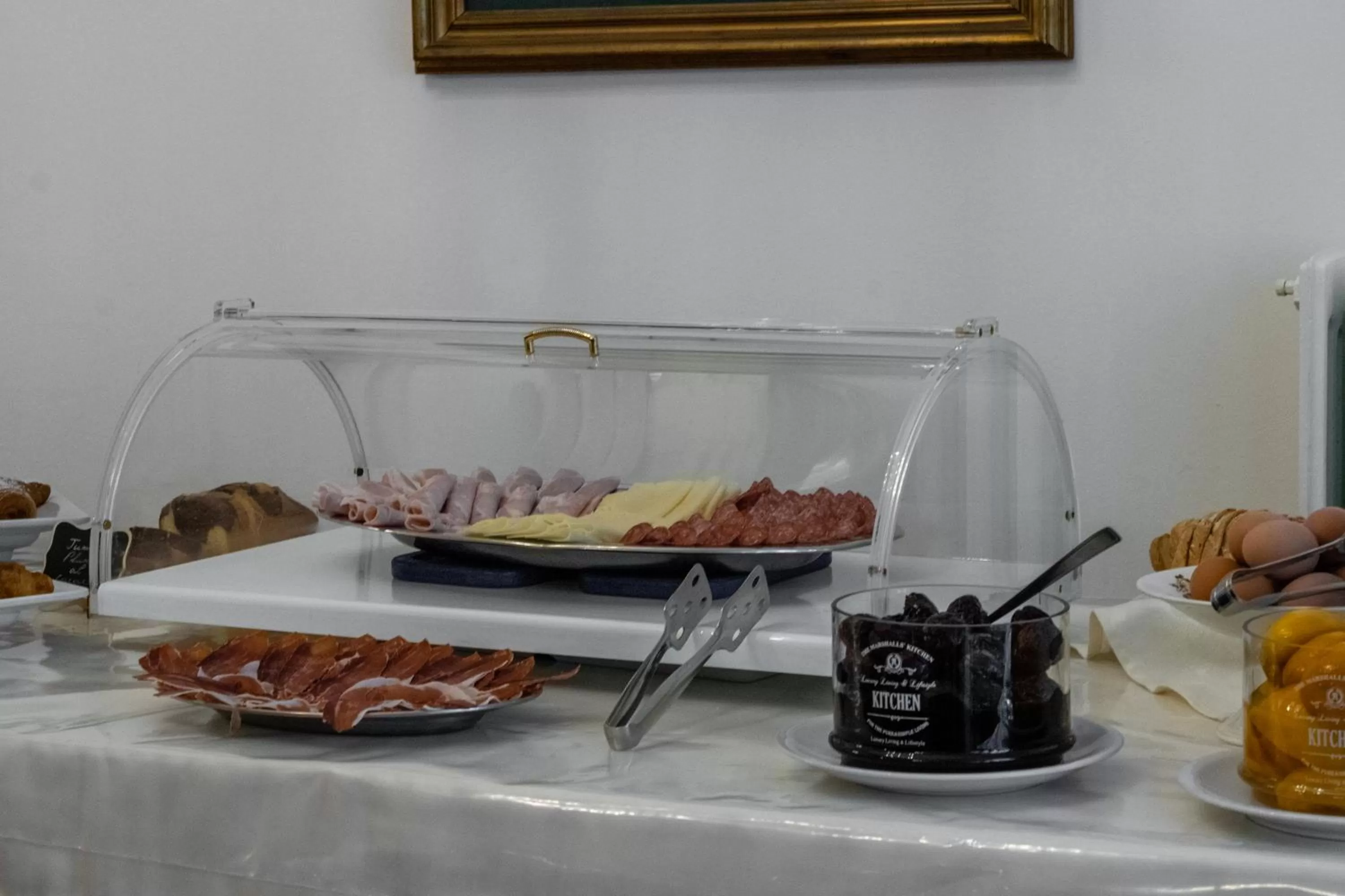 Breakfast in Esedra Hotel