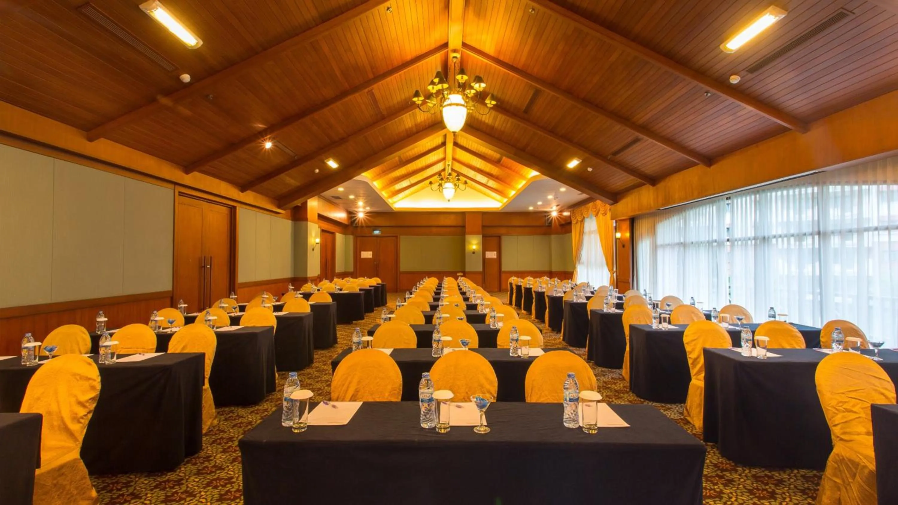 Meeting/conference room in Holiday Inn Resort Batam by IHG