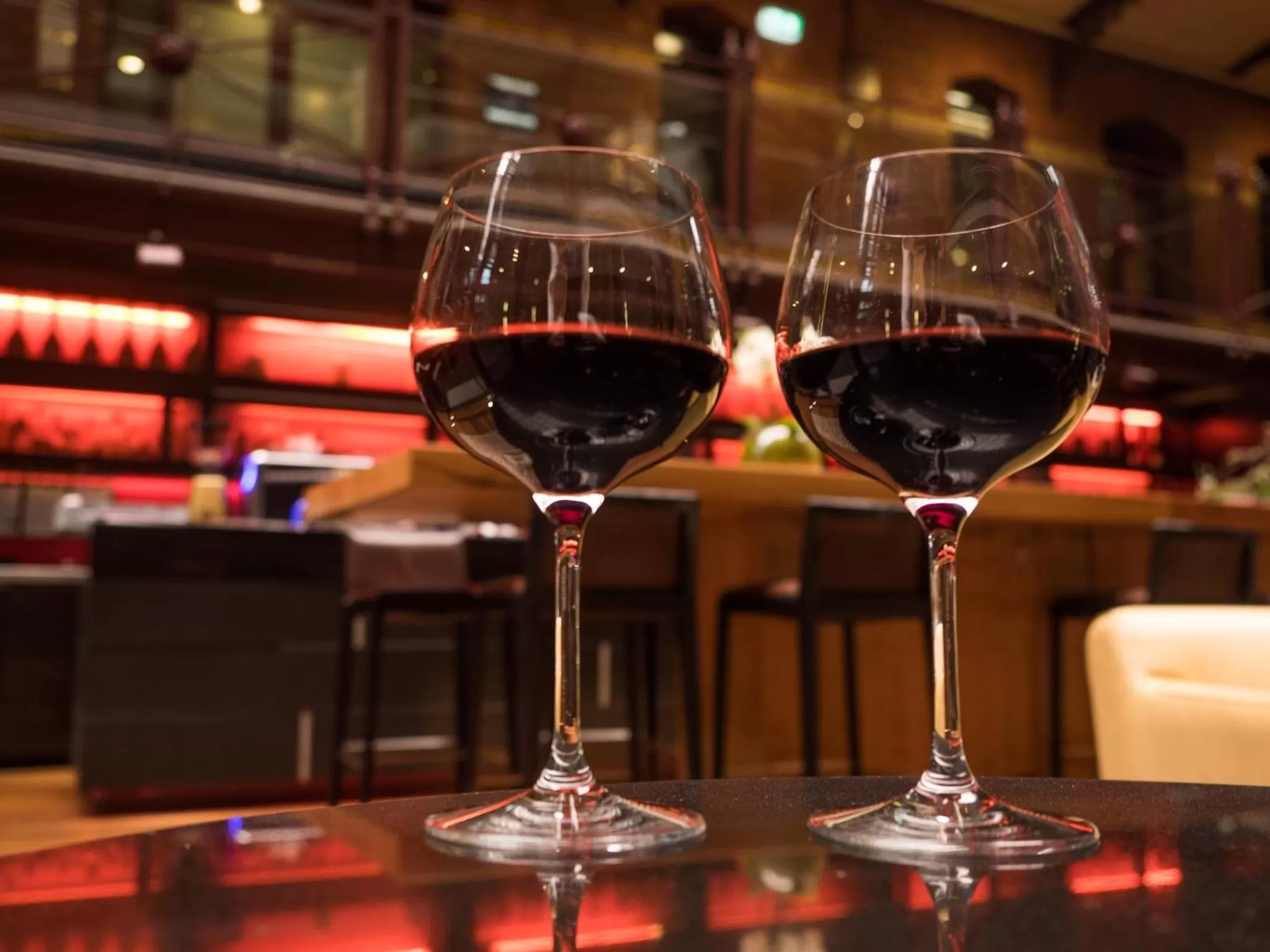 Lounge or bar in InterContinental Melbourne The Rialto by IHG