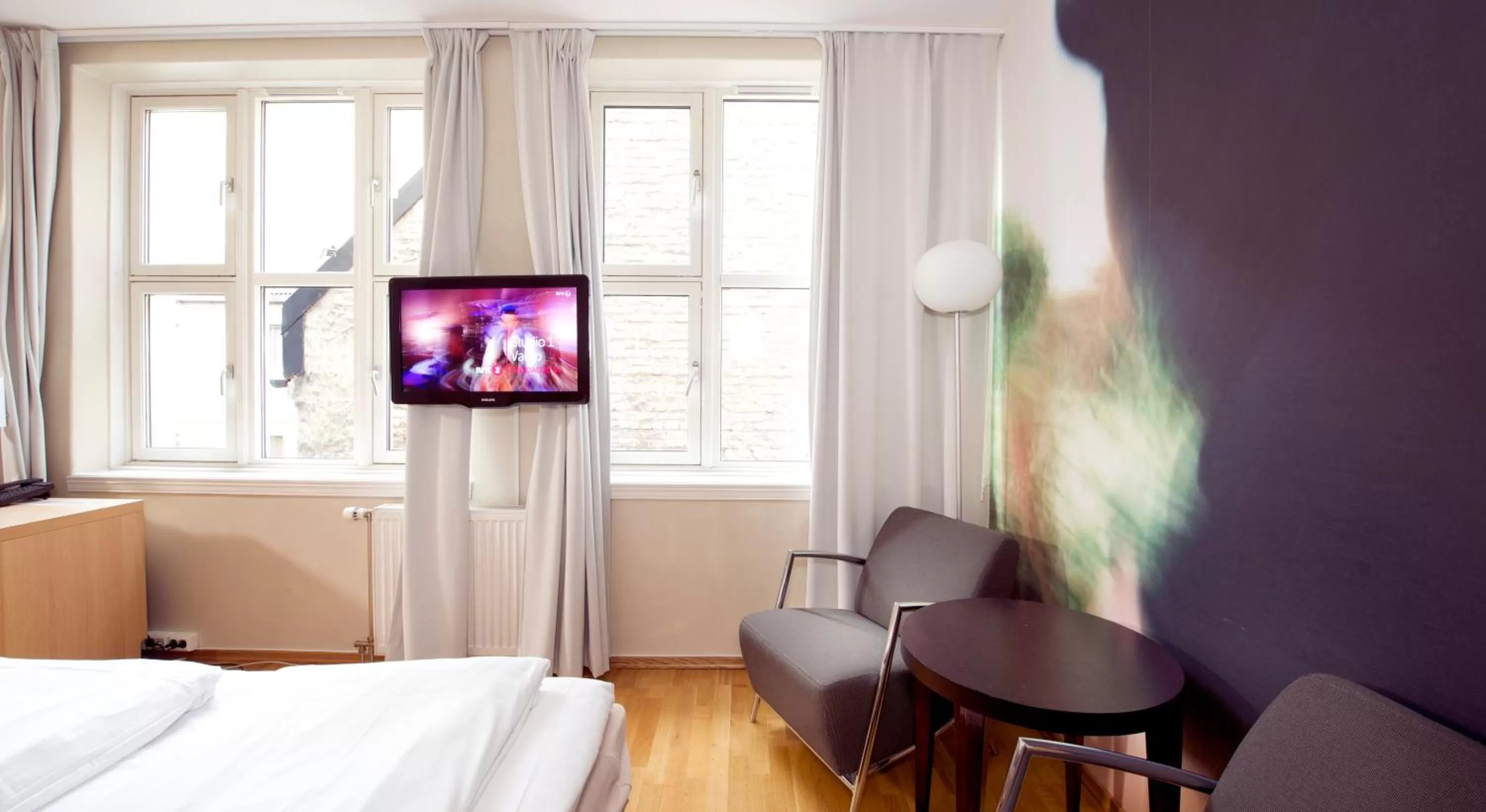 TV and multimedia in Home Hotel Savoy