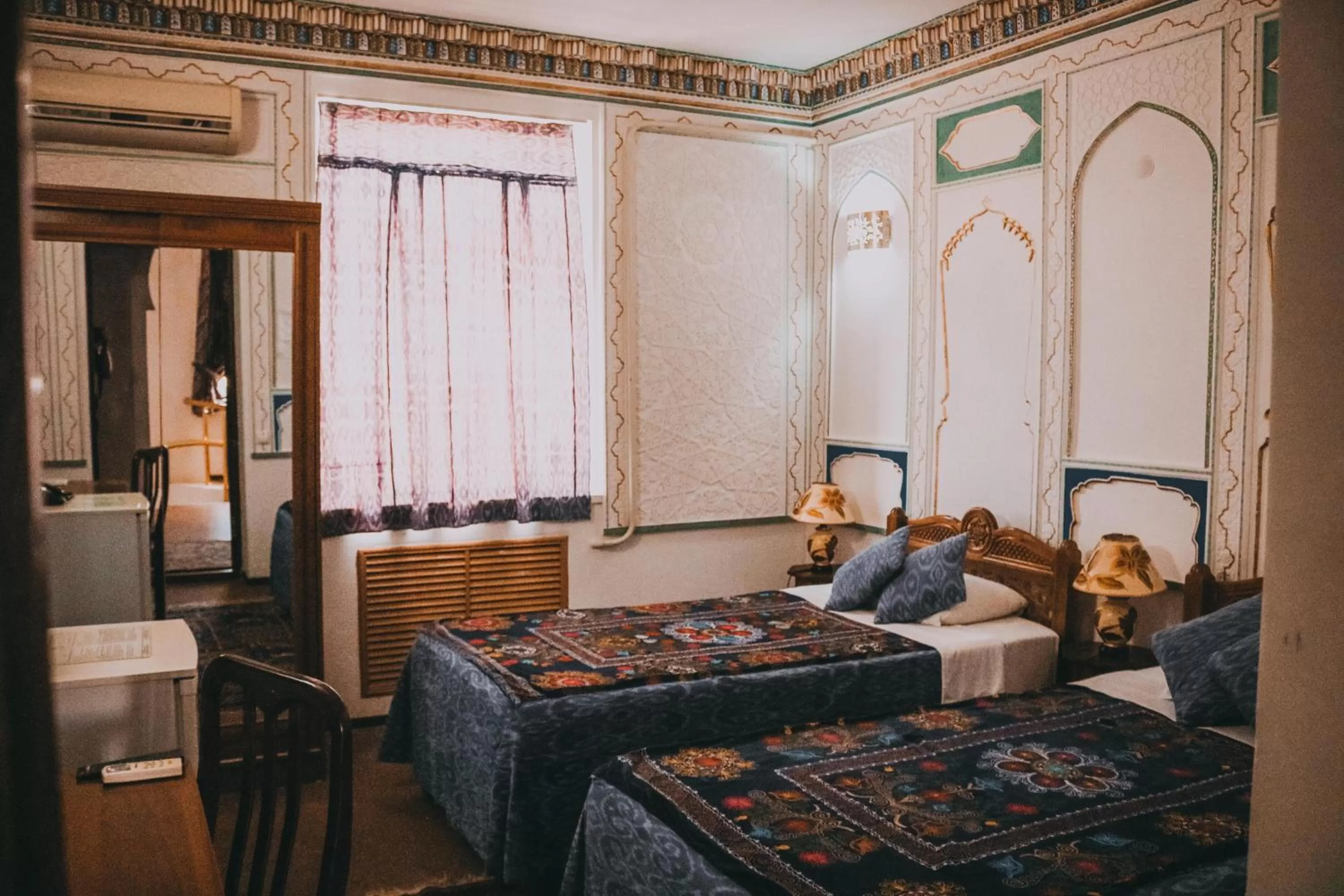 Photo of the whole room, Bed in Minzifa Inn