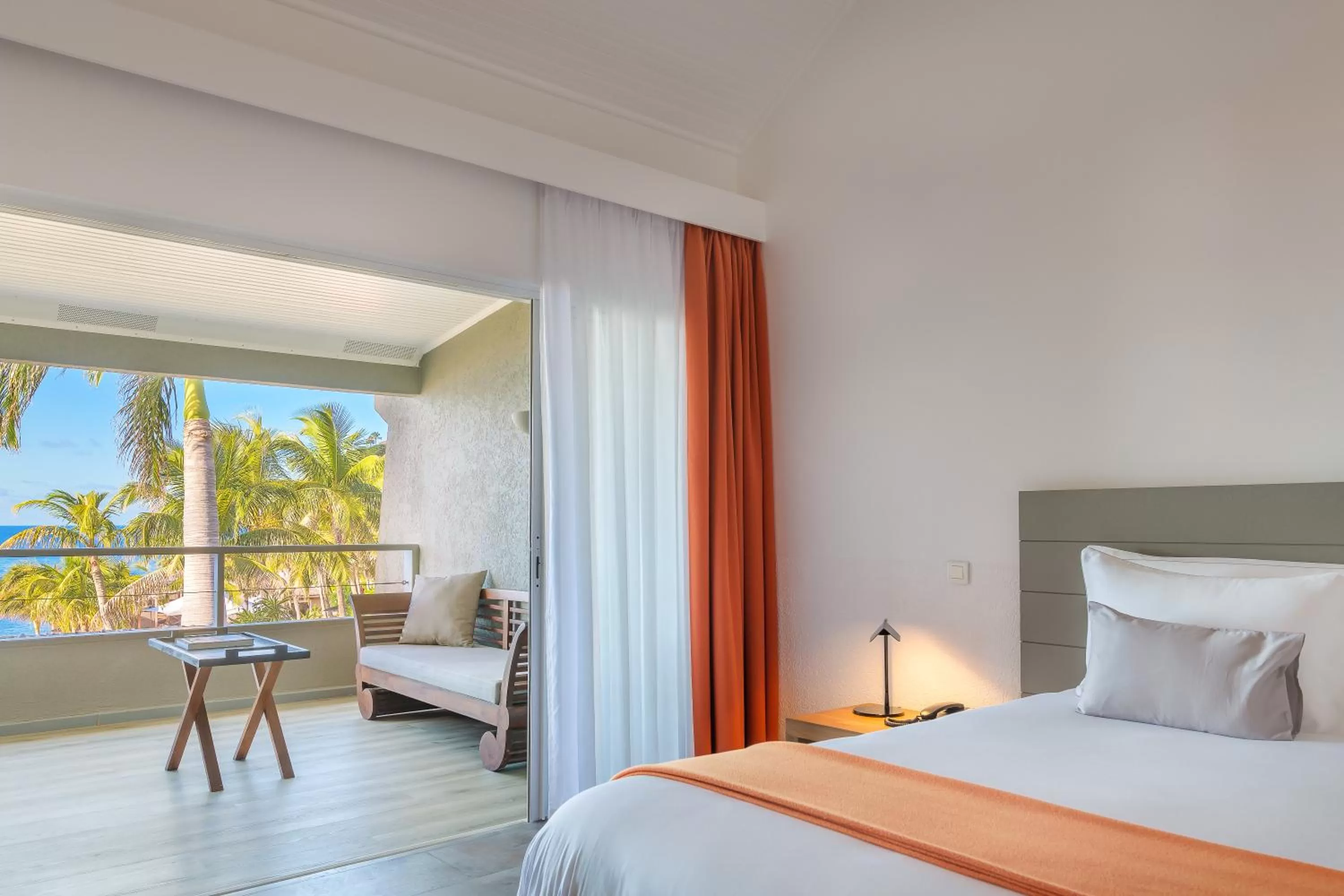 Balcony/Terrace, Bed in Hotel Christopher Saint Barth