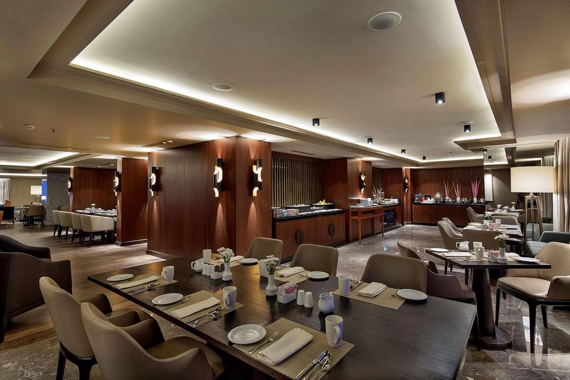 Lounge or bar in Ankara HiltonSA