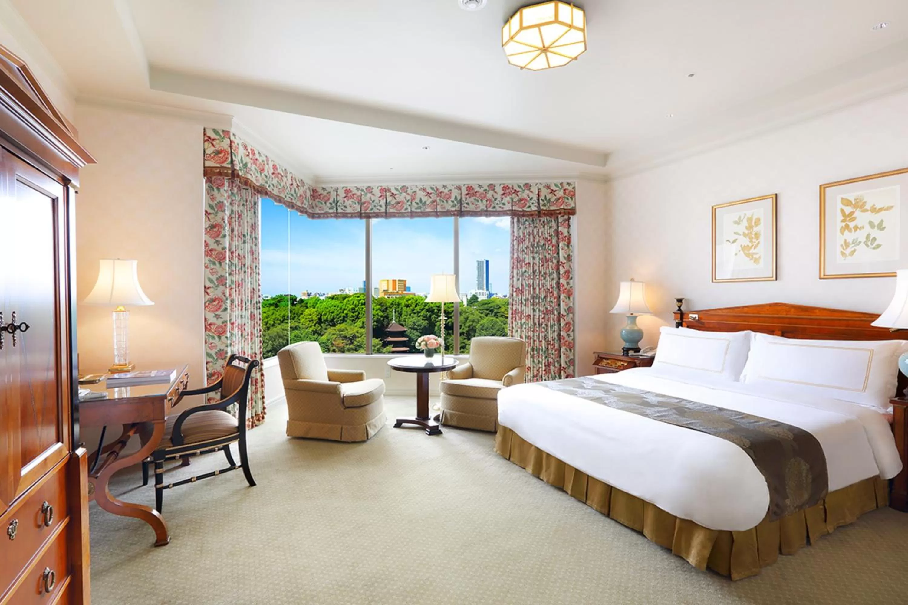 Photo of the whole room, Bed in Hotel Chinzanso Tokyo