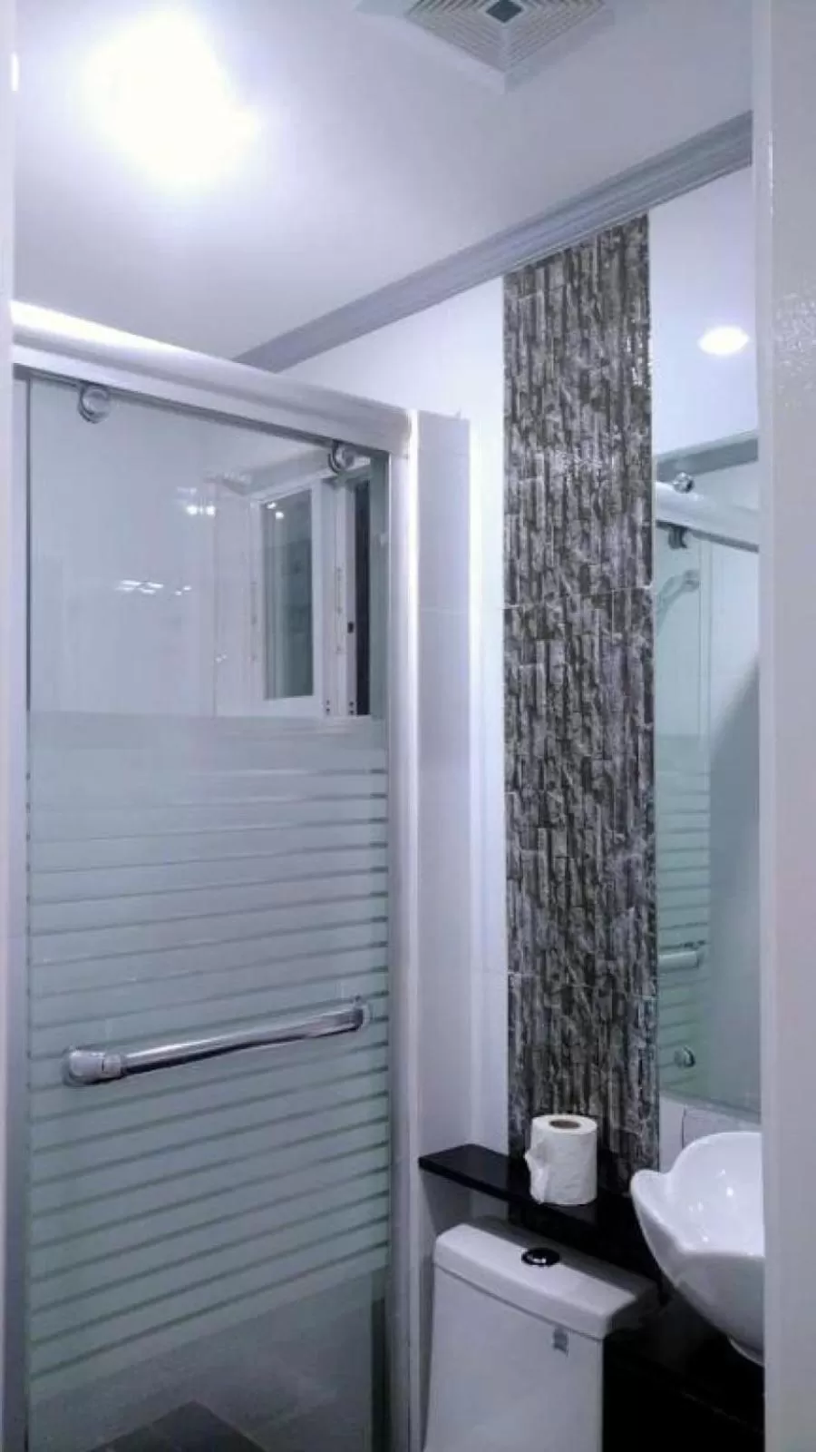 Shower in Bohol South Beach Hotel