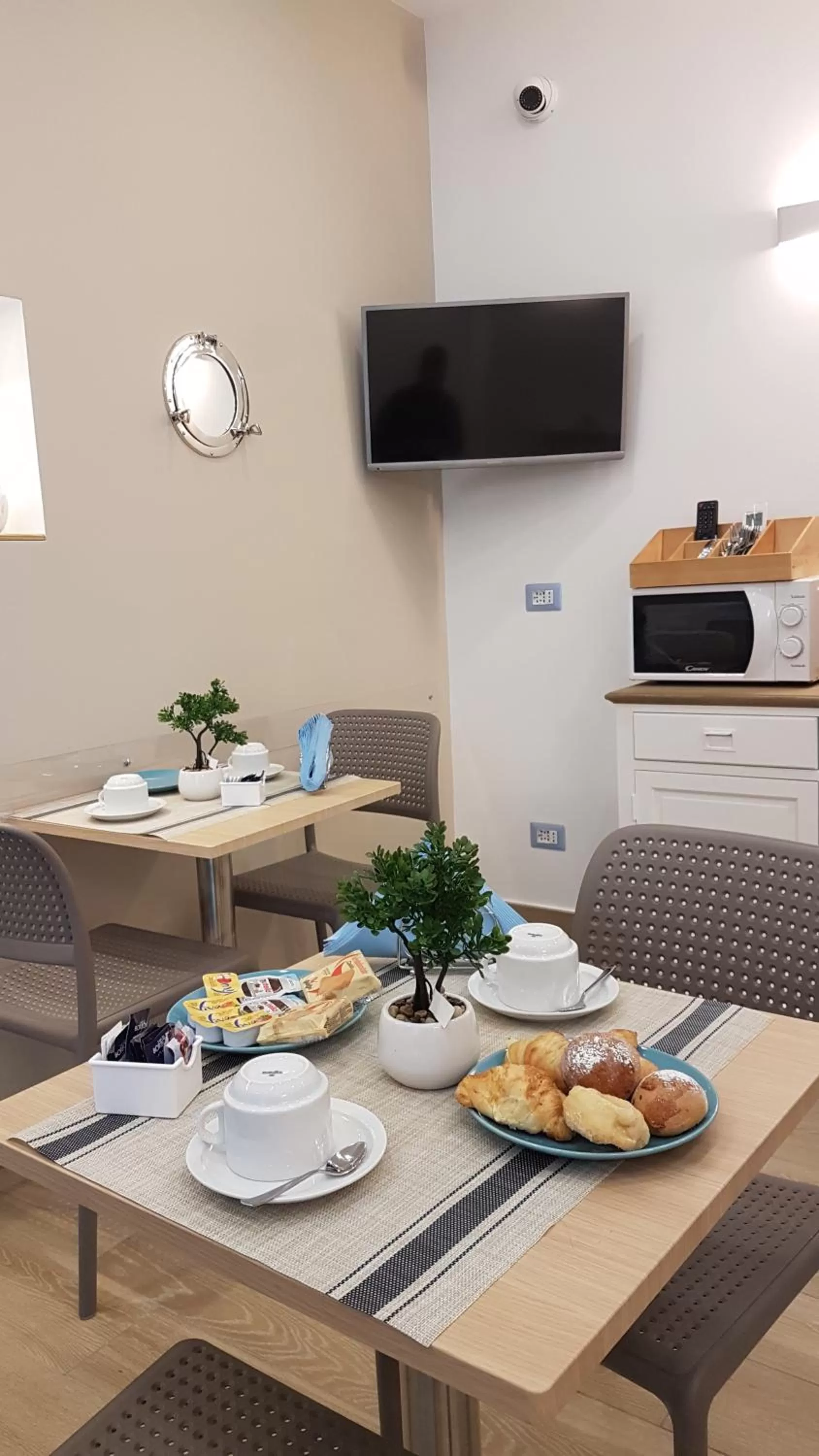 Dining area in Antica Capri