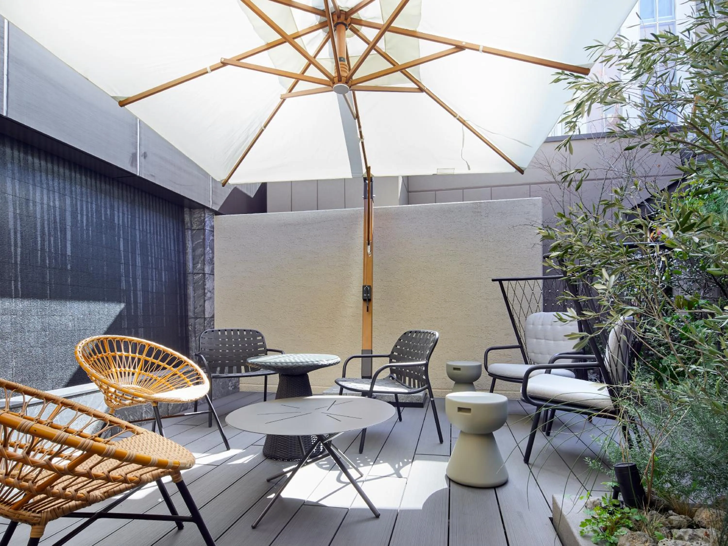 Patio in Agora Tokyo Ginza