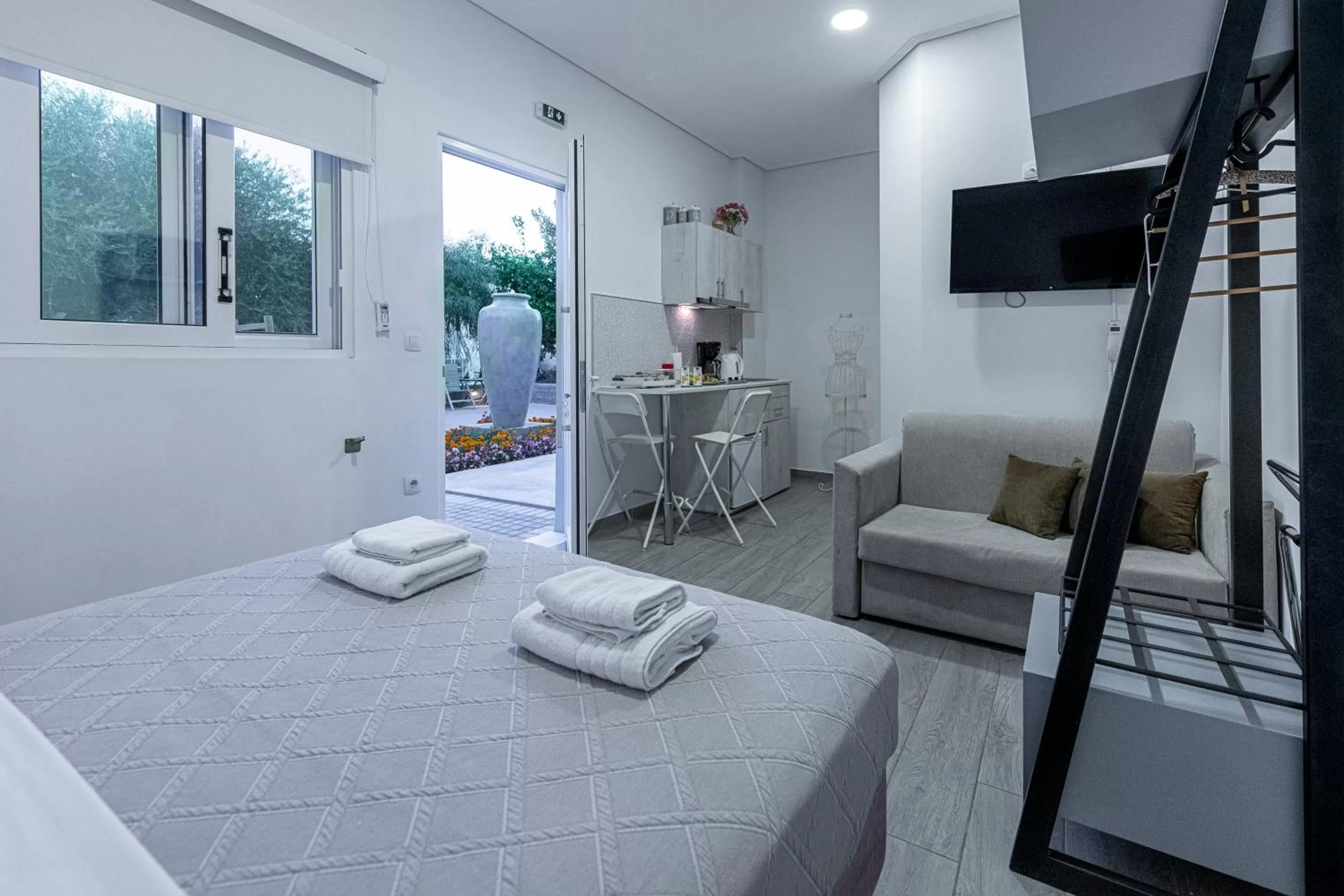 Bed in Comfort Stay Athens Airport Hotel - FREE shuttle from and to the airport