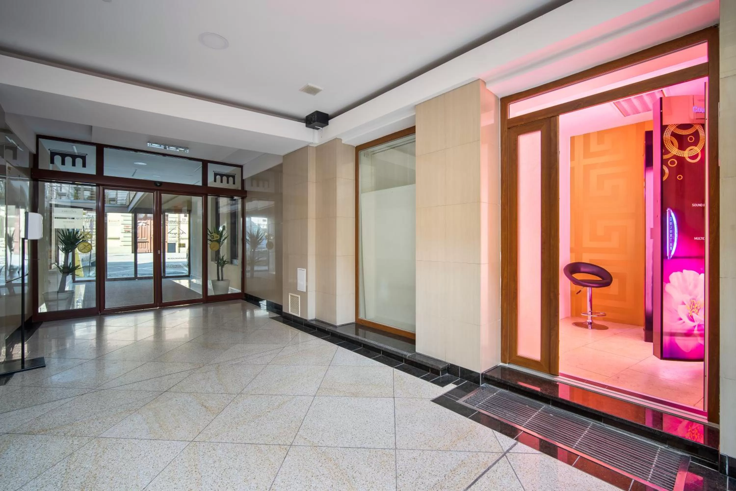 Lobby or reception in Hotel MAXPLAZA